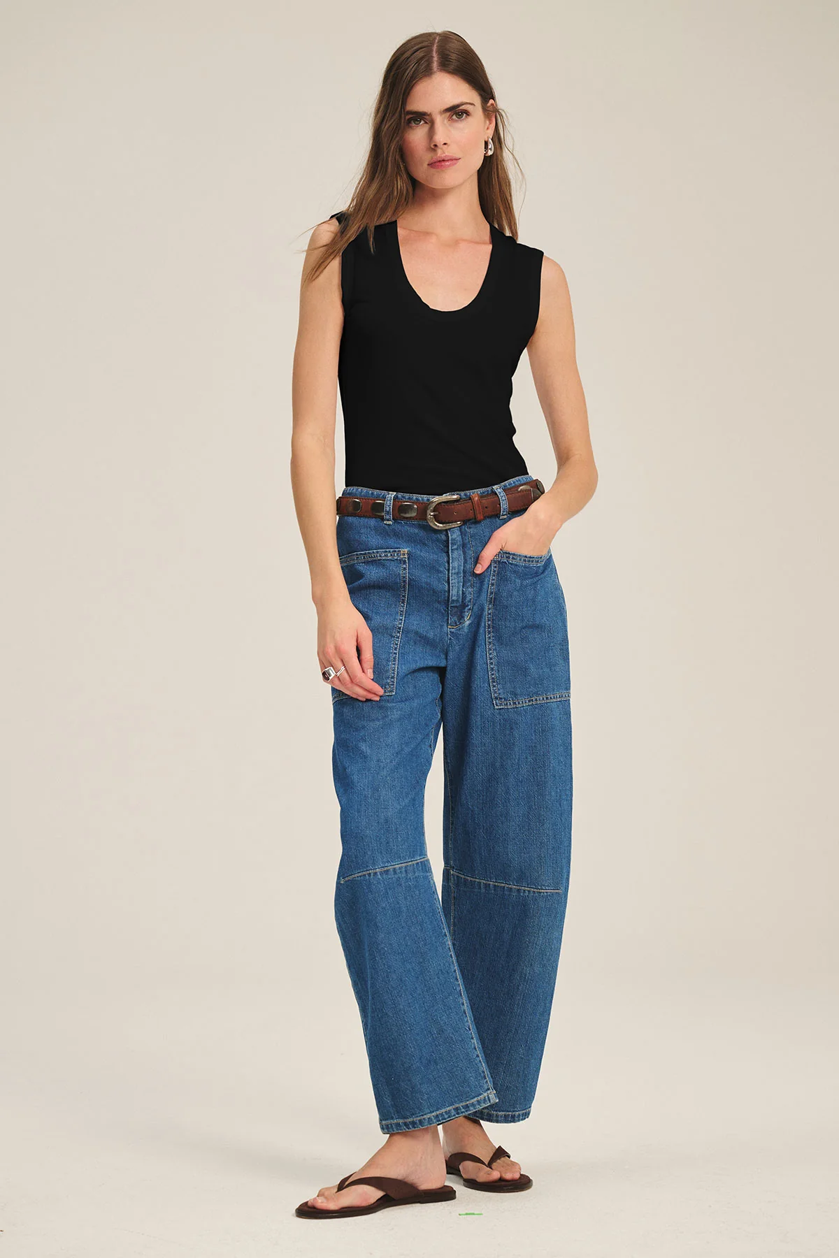 0-estina-tank-top-14.webp ESTINA TANK TOP