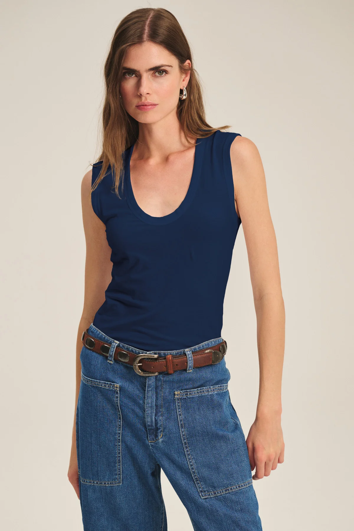 0-estina-tank-top-31.webp ESTINA TANK TOP