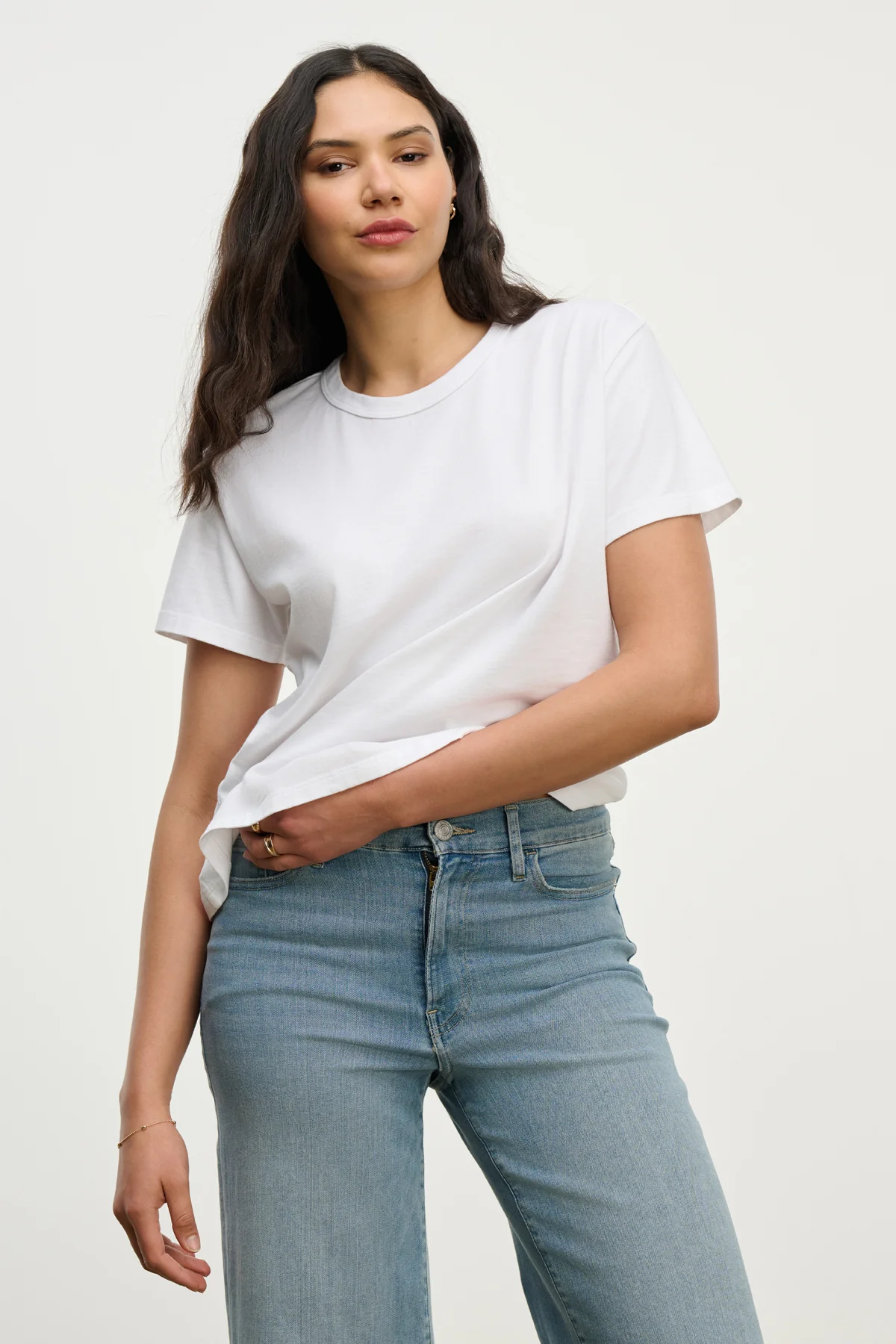 10108-leigh-tee-1.webp LEIGH TEE
