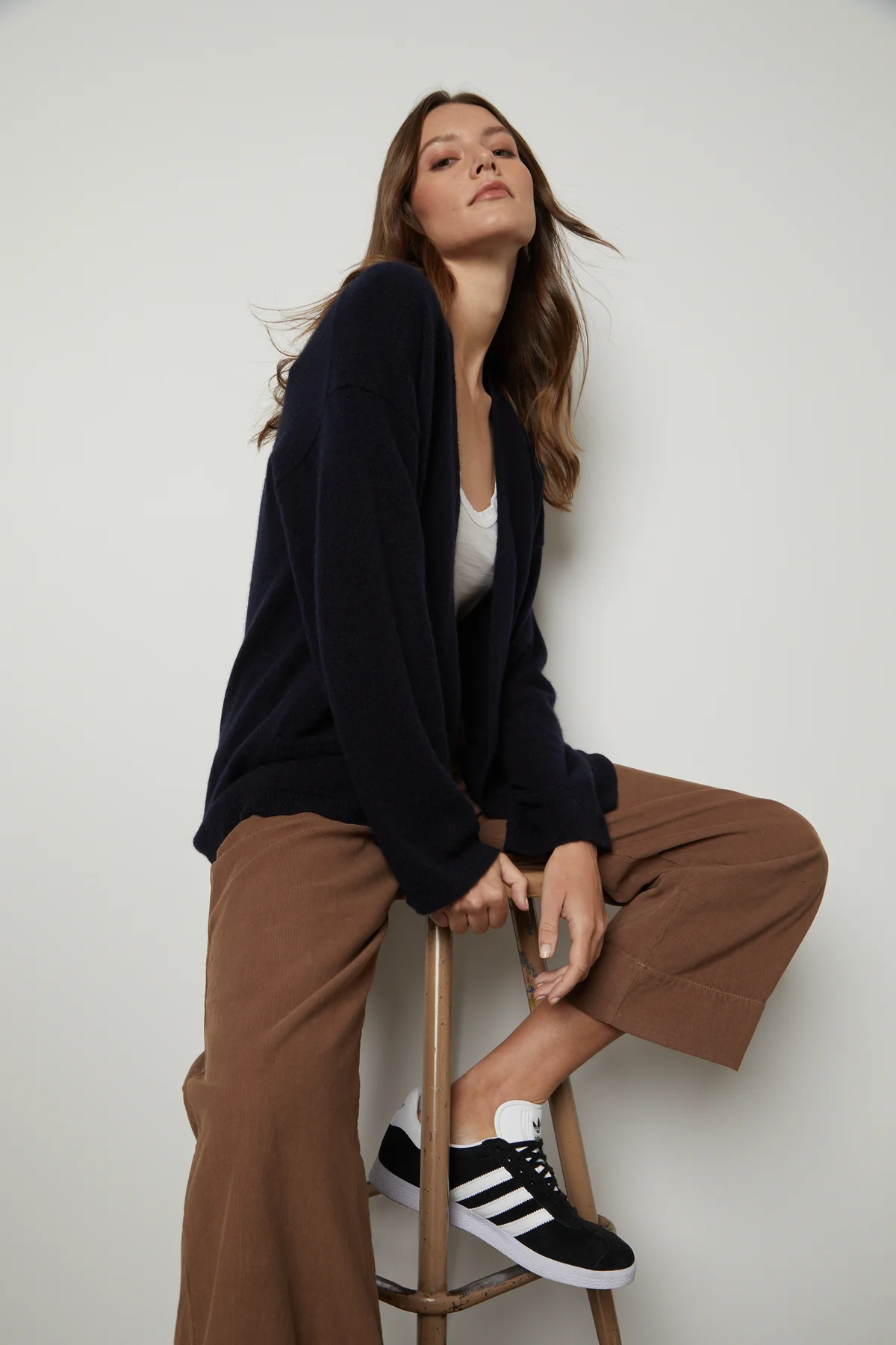LILA CASHMERE CARDIGAN