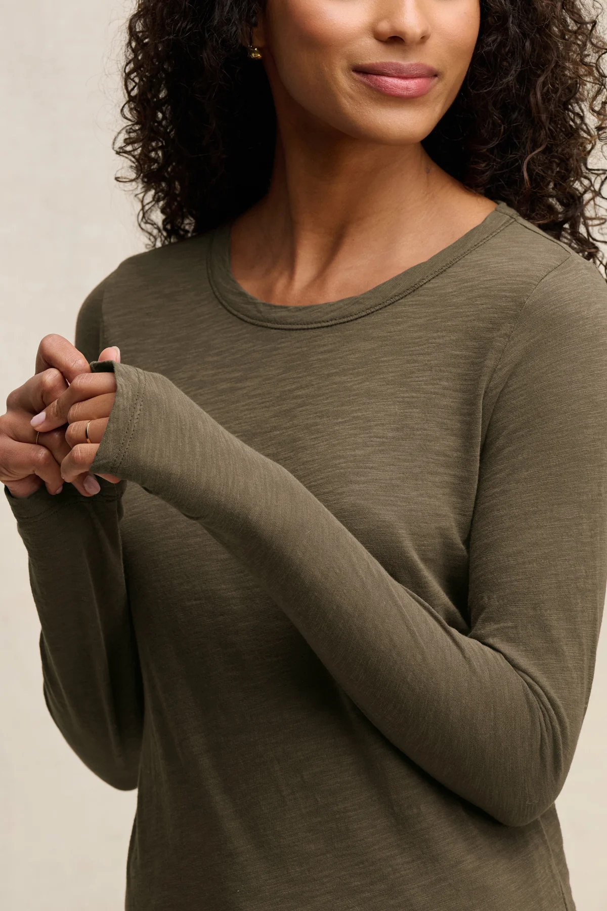 10555-lizzie-tee-21.webp LIZZIE TEE
