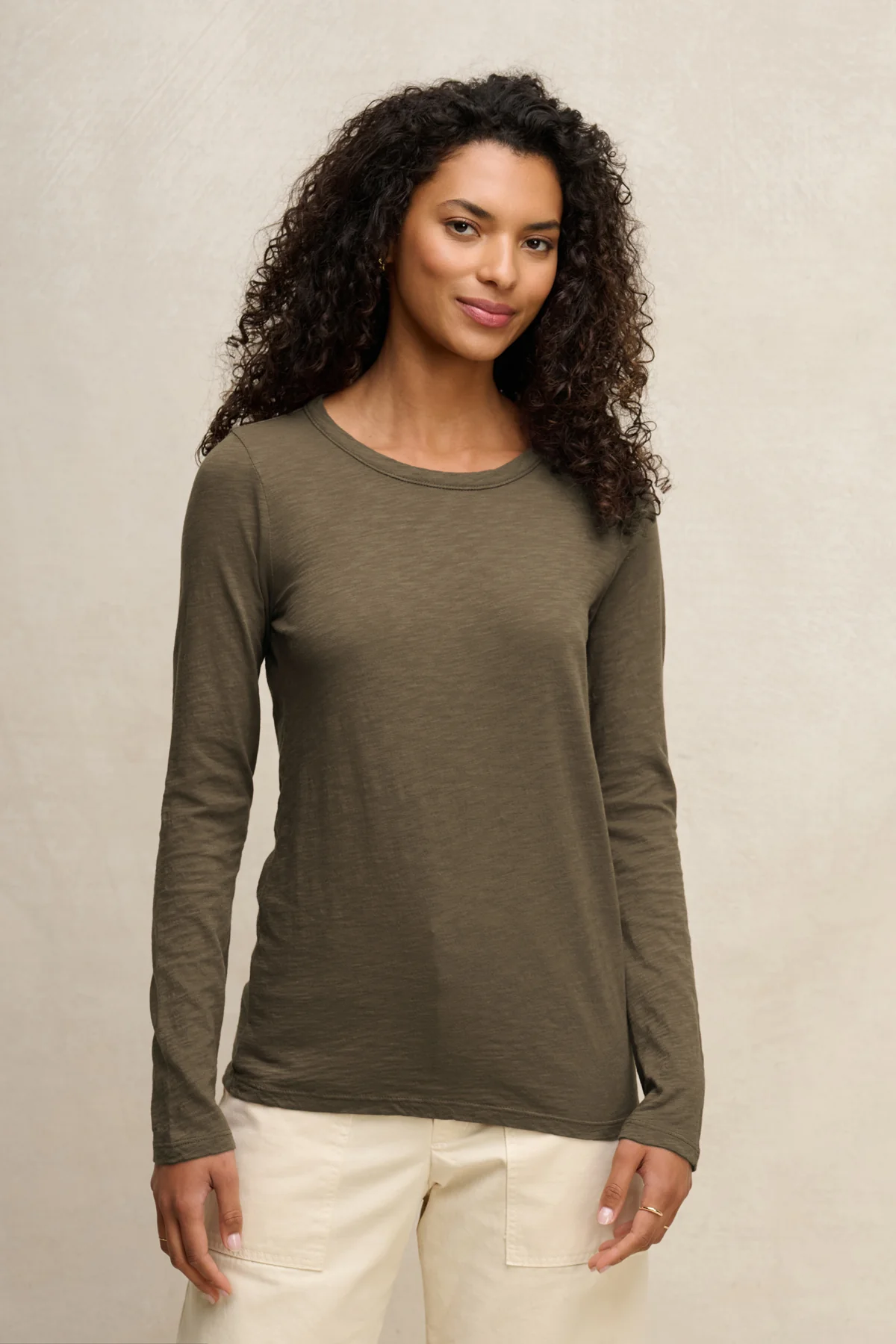 10555-lizzie-tee-22.webp LIZZIE TEE