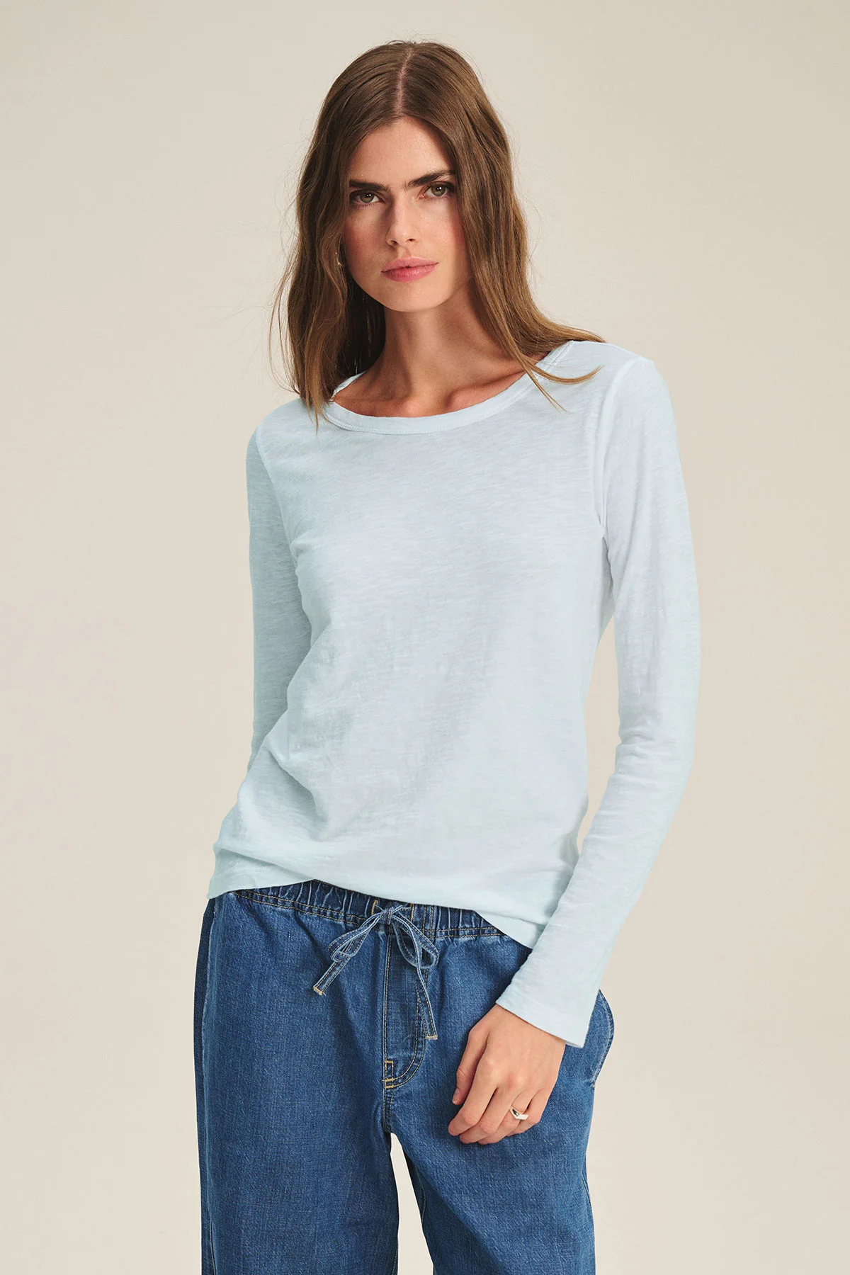 10555-lizzie-tee-25.webp LIZZIE TEE