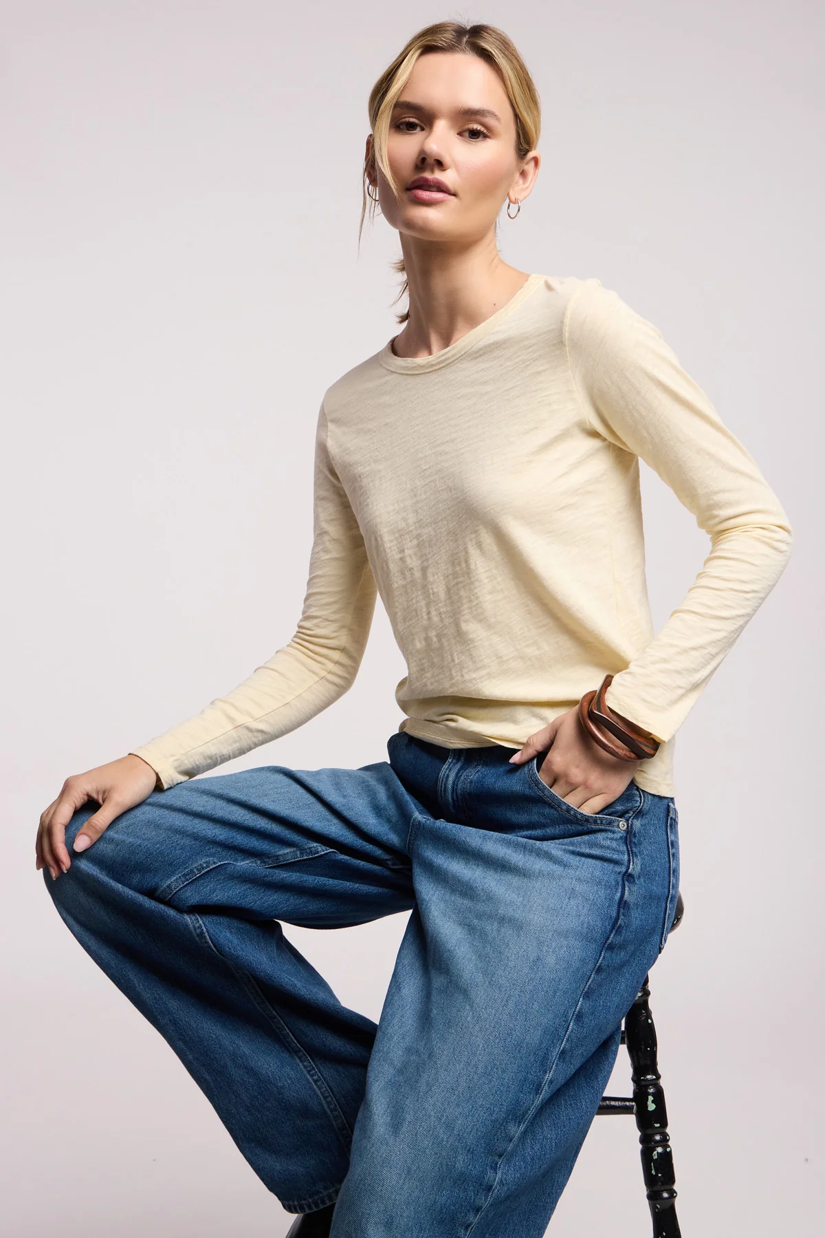 10555-lizzie-tee-6.webp LIZZIE TEE
