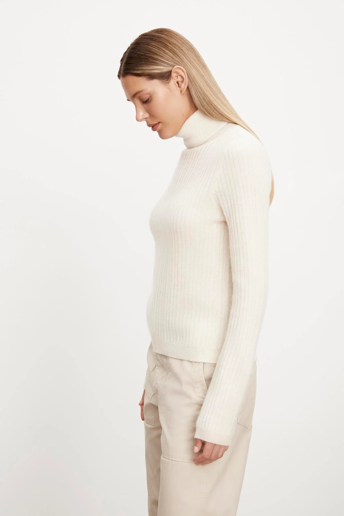 LORI CASHMERE TURTLENECK SWEATER