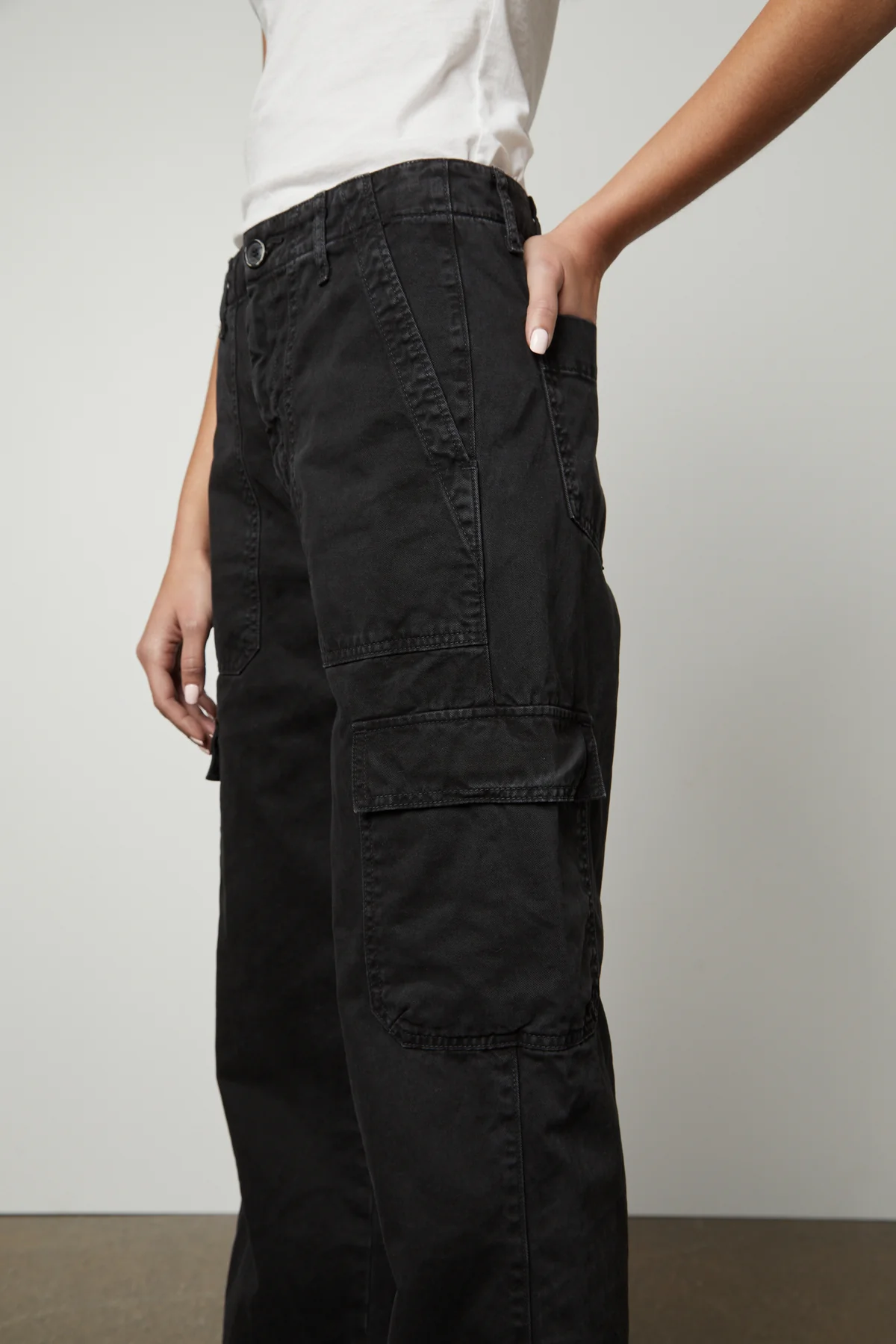 MAKAYLA PANT