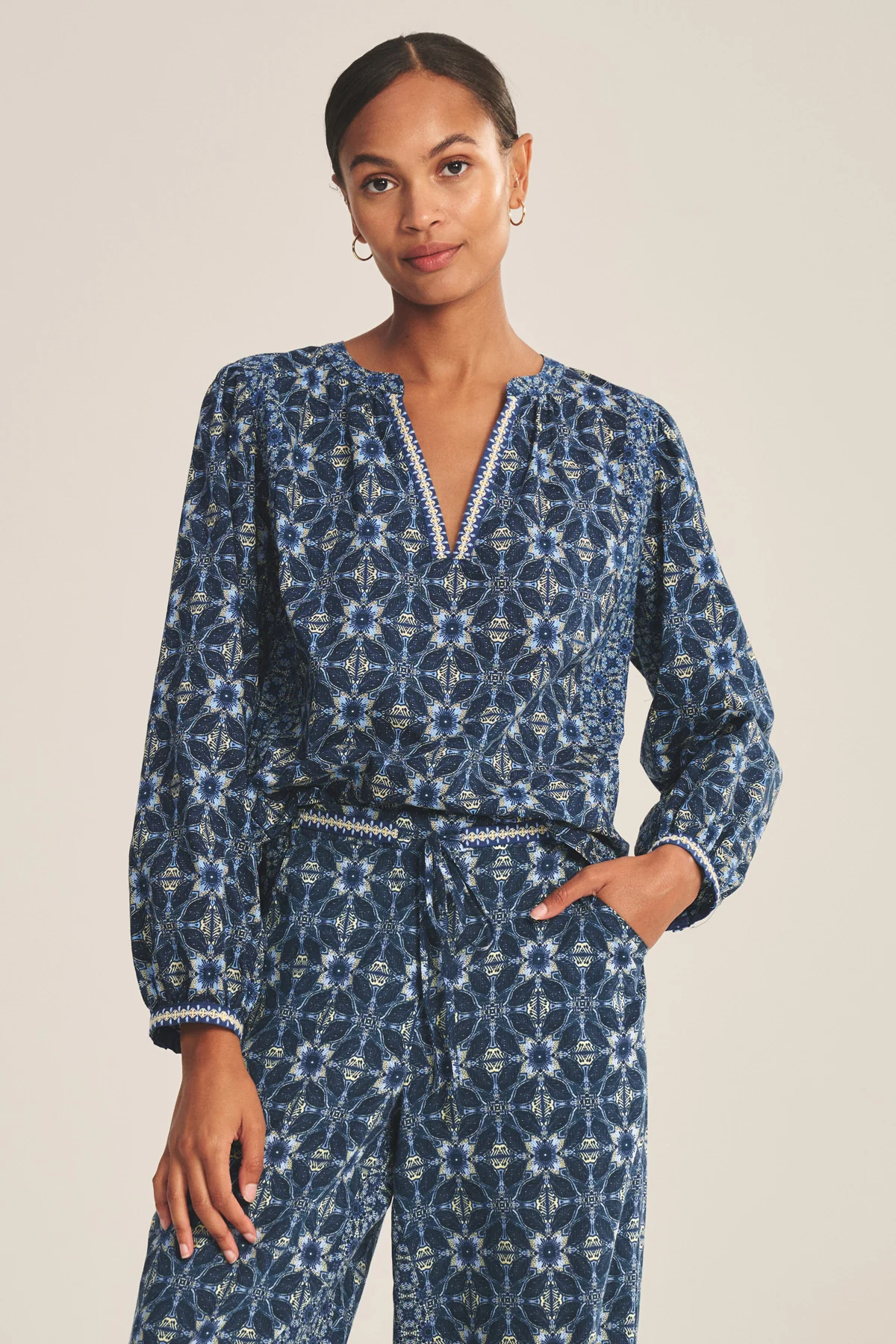 CLAUDIE TOP