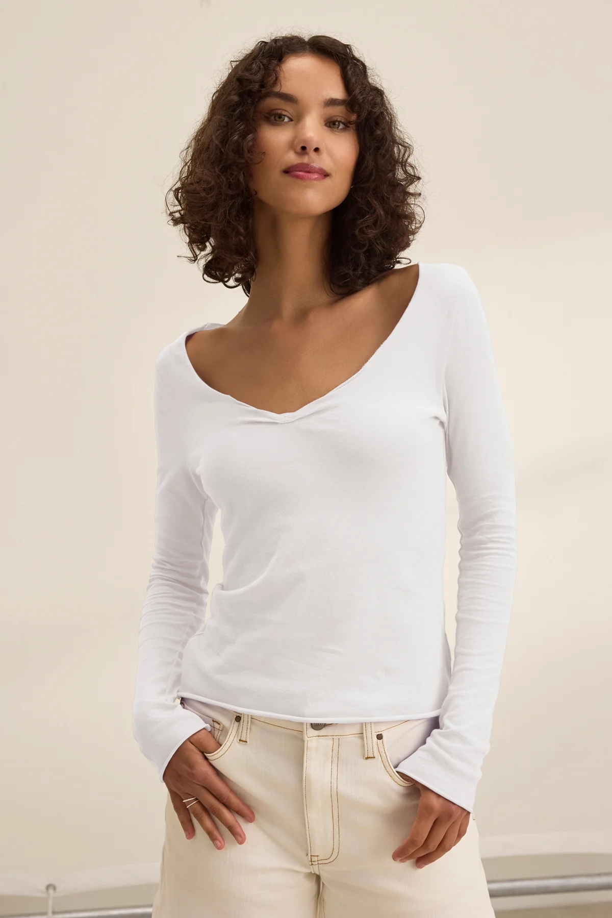 NOURA TEE