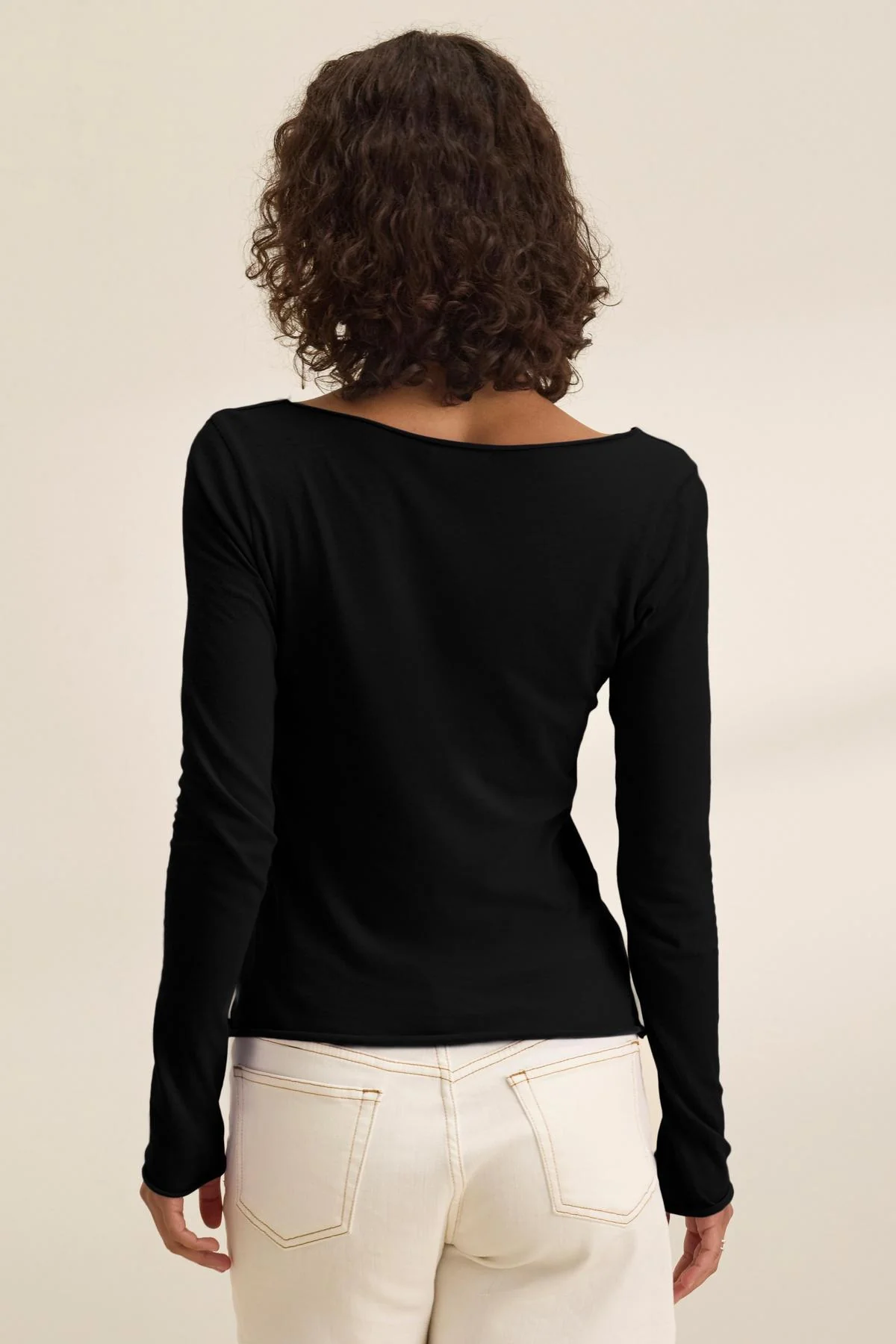 NOURA TEE