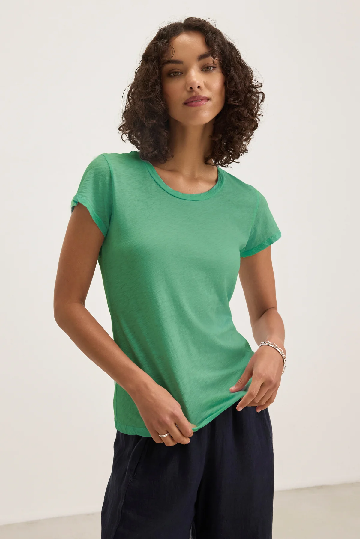 ODELIA TEE