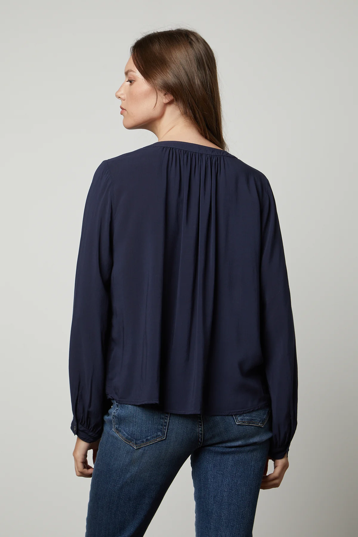 POSIE SPLIT NECK BLOUSE