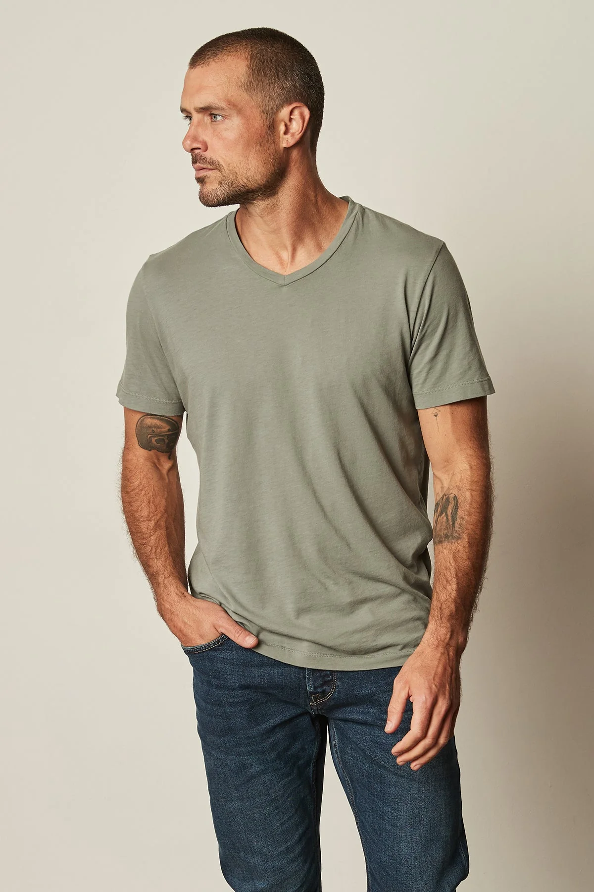 SAMSEN WHISPER CLASSIC V-NECK TEE
