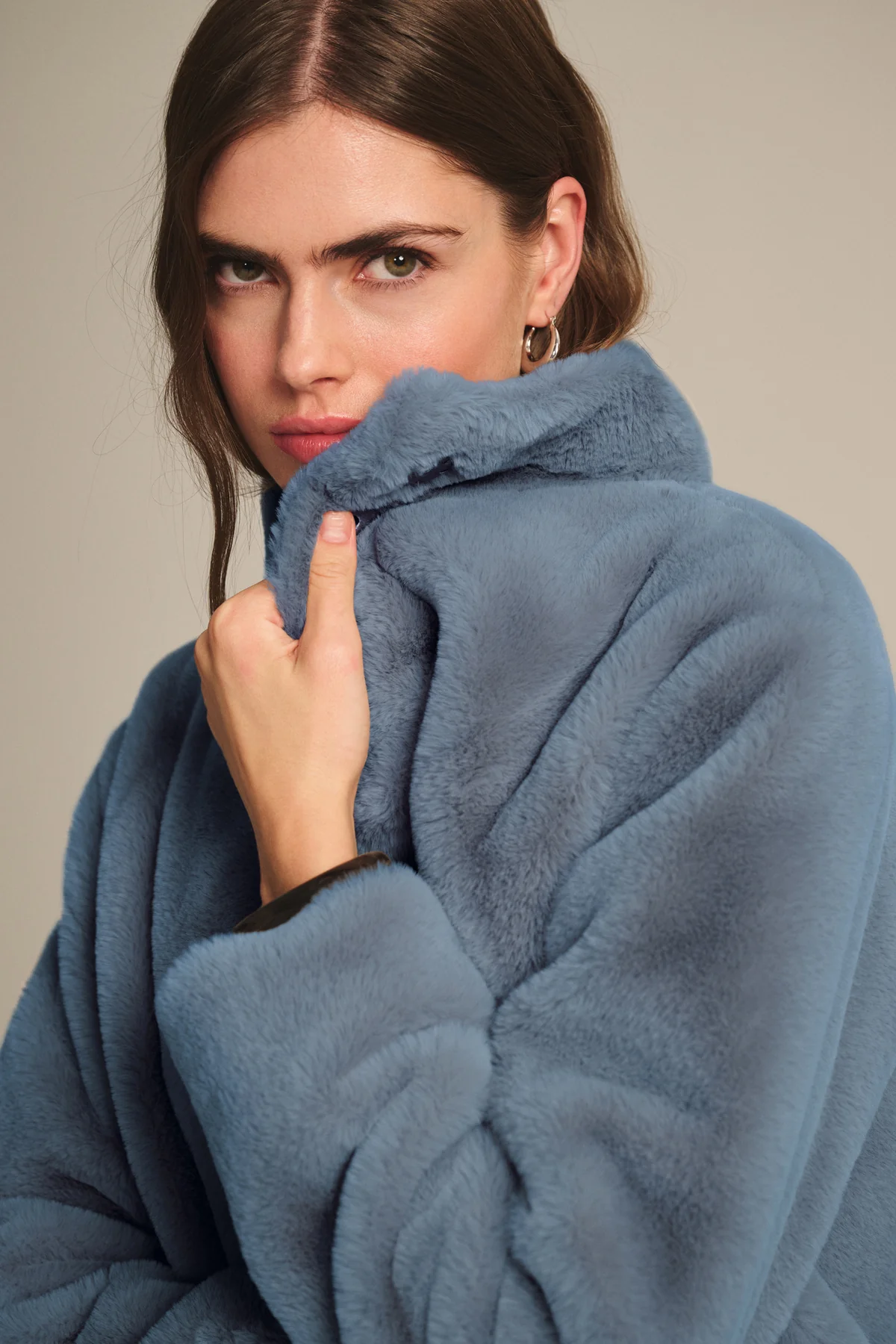 SHEENA LUXE FAUX FUR JACKET