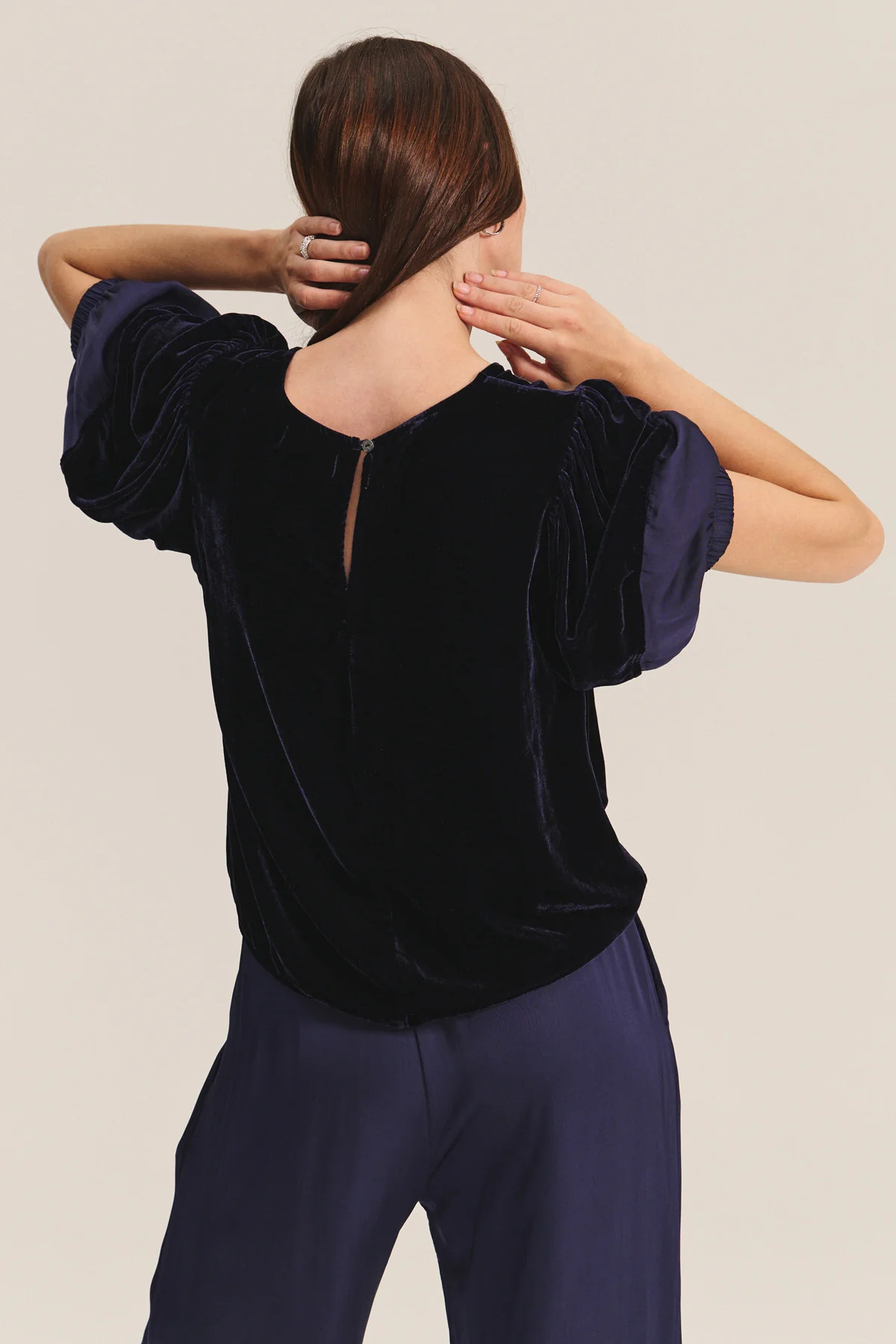 TARYN TOP