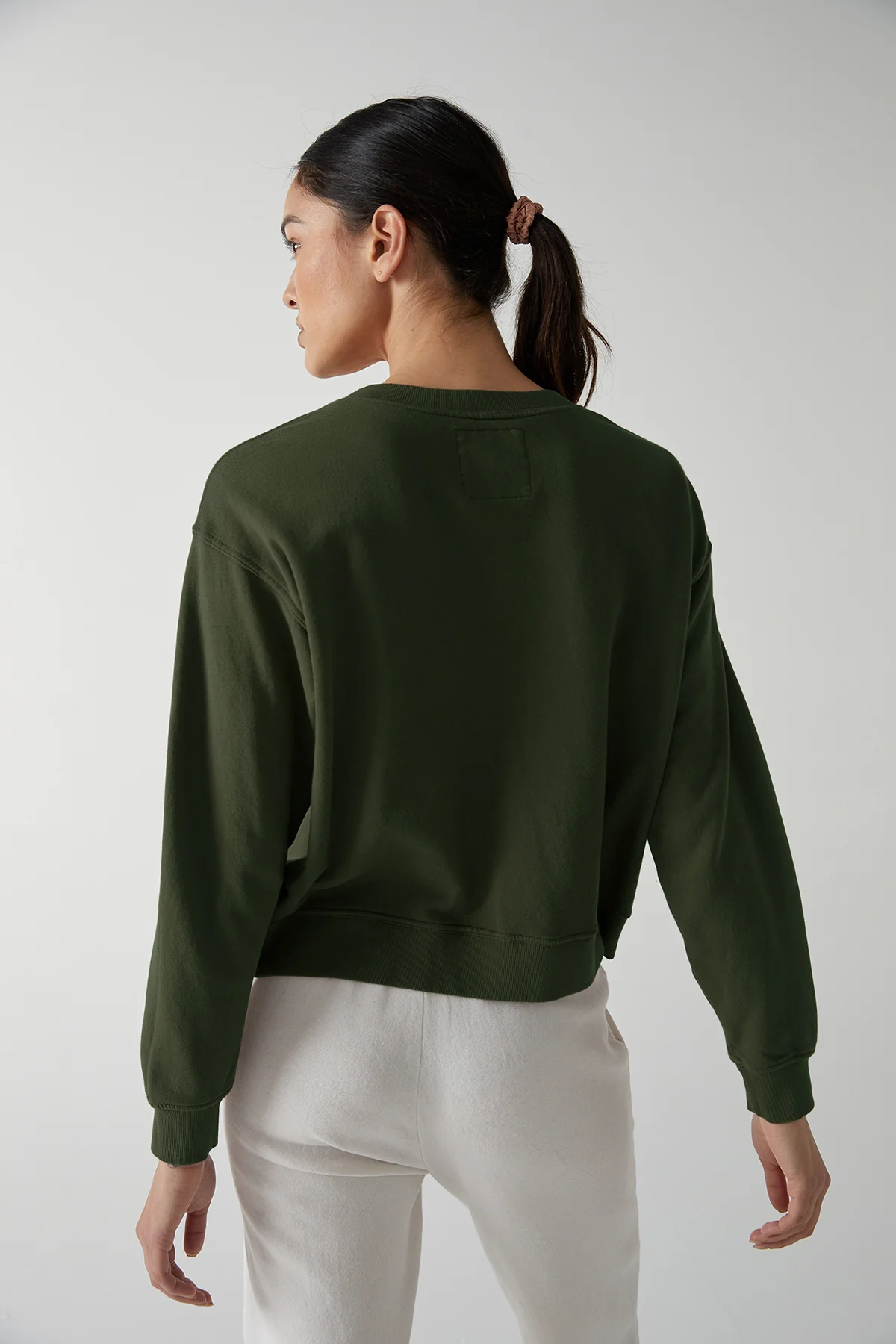 YNEZ SWEATSHIRT