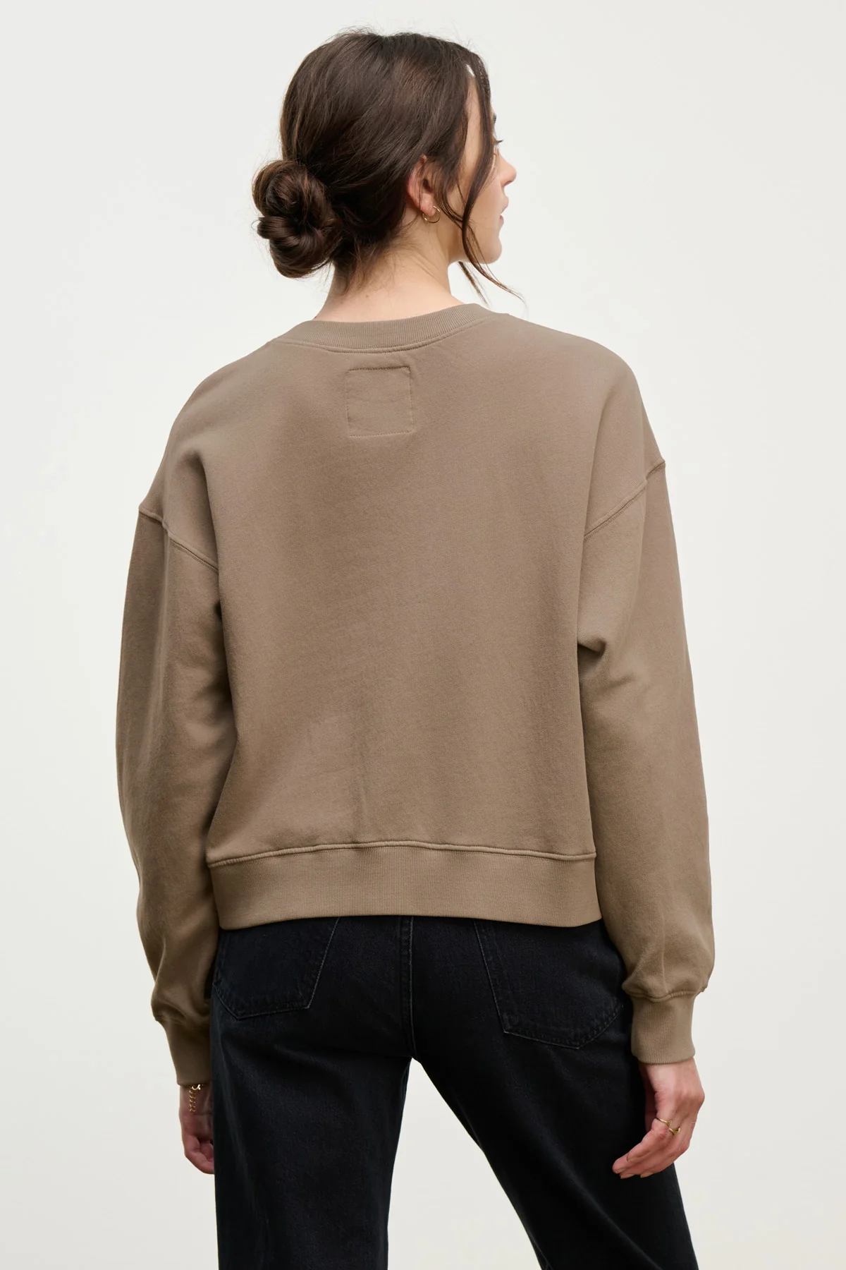 YOKO SWEATSHIRT