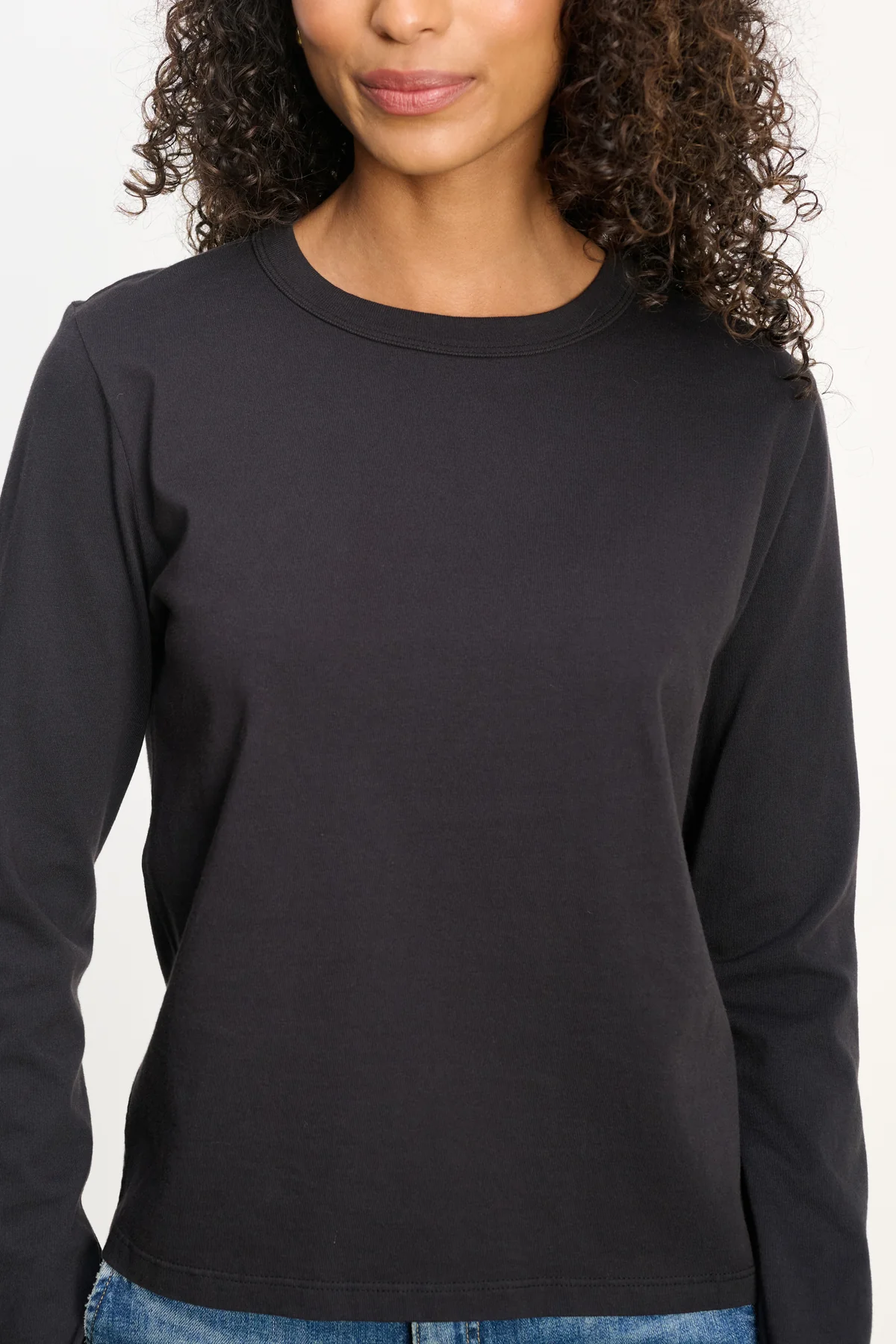 SUSANNA TEE