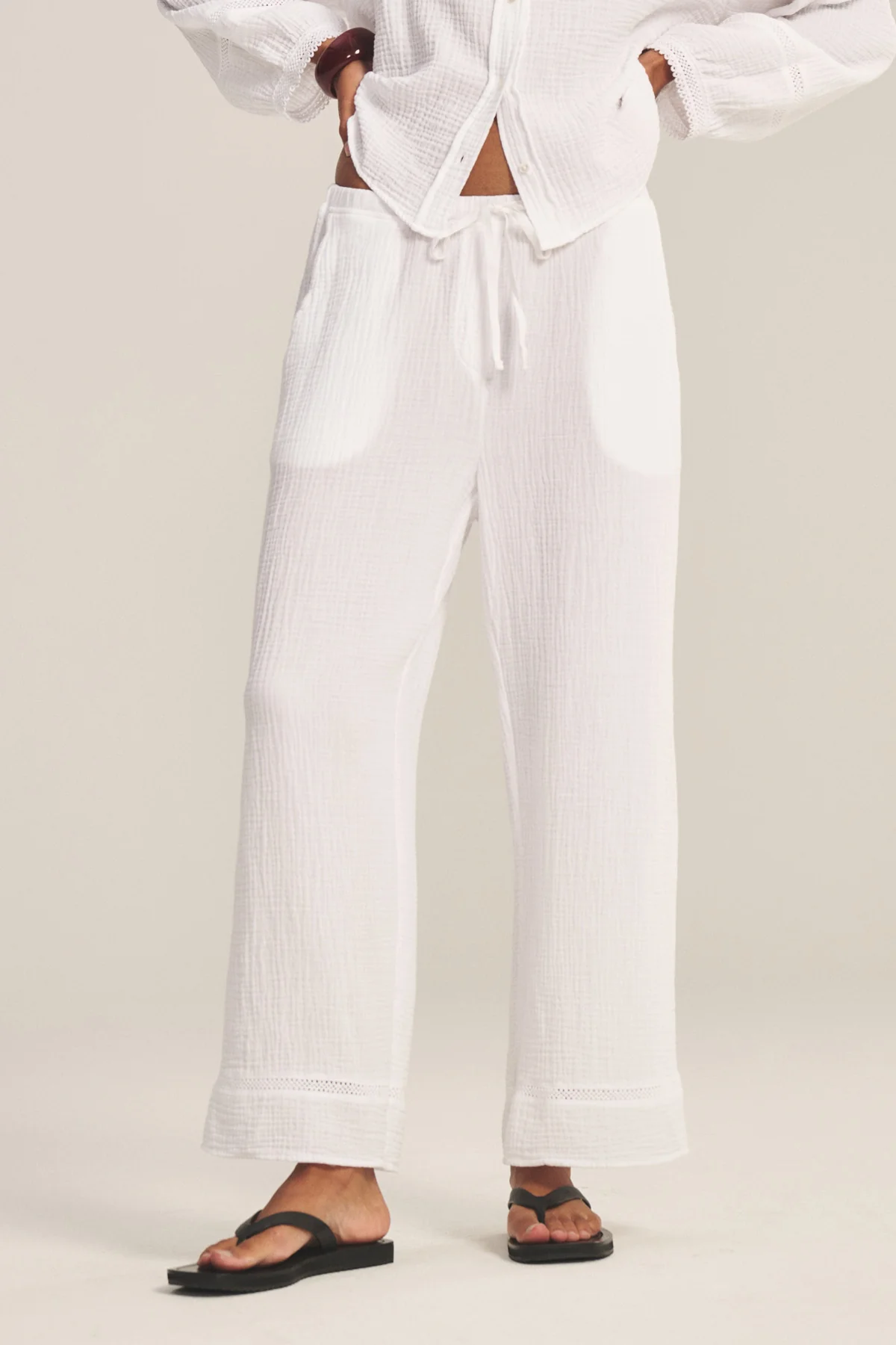 CALIA PANT
