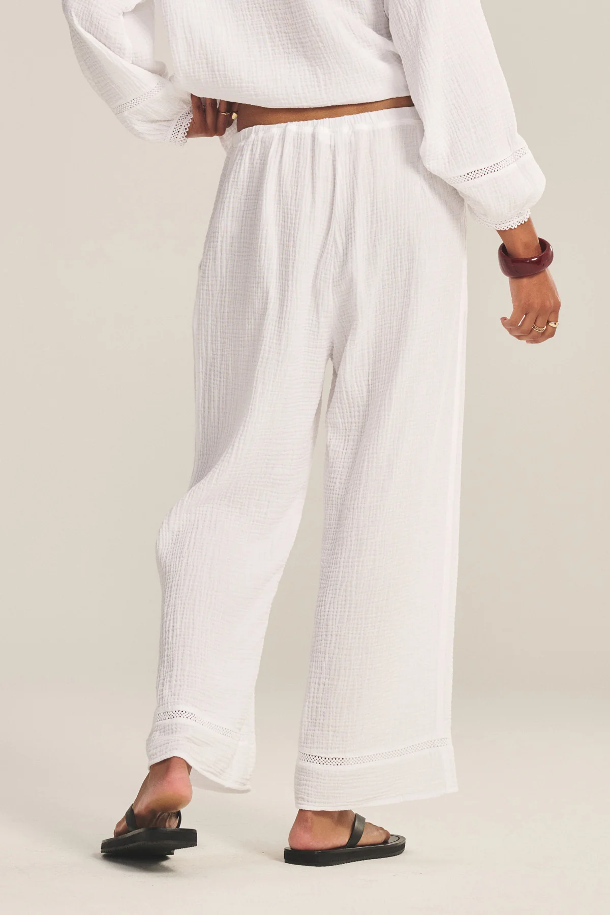 CALIA PANT