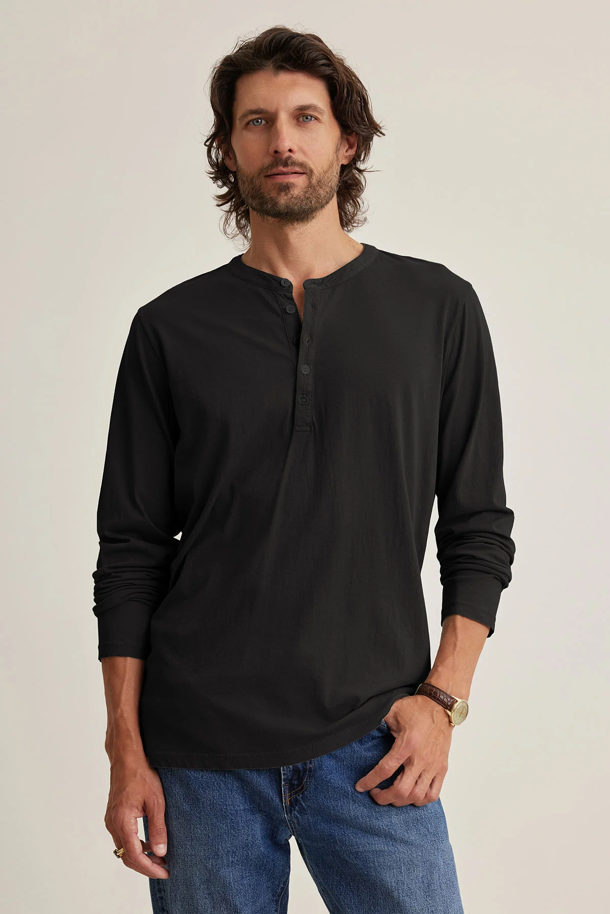 ALVARO HENLEY