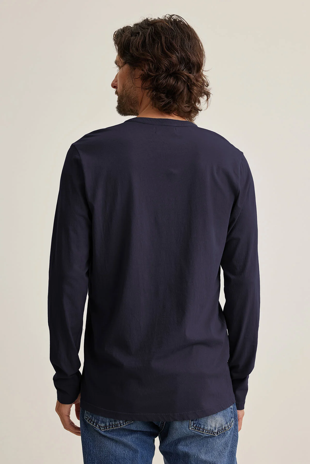 ALVARO HENLEY