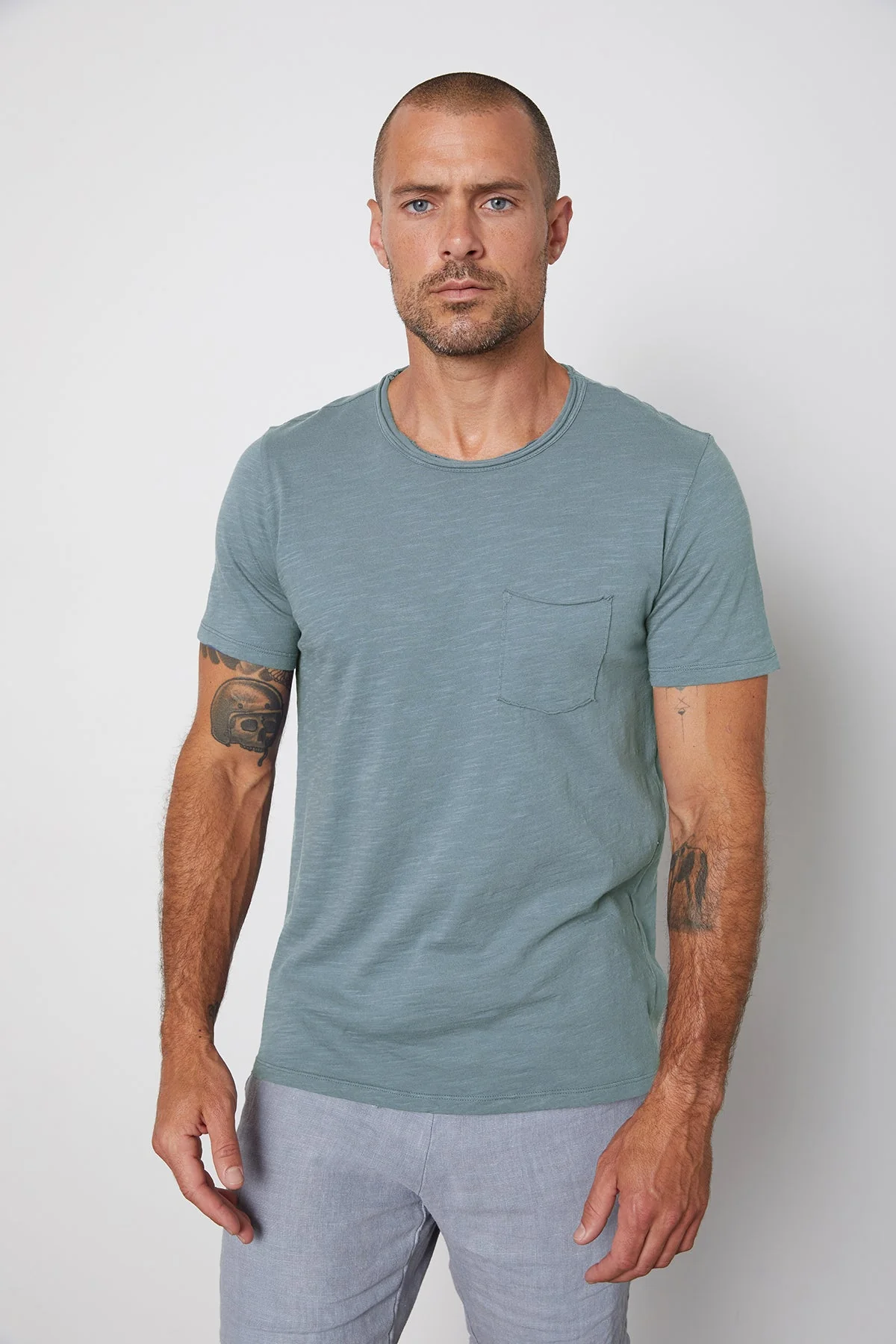 3739-chad-raw-edge-cotton-slub-pocket-tee-1.webp CHAD RAW EDGE COTTON SLUB POCKET TEE
