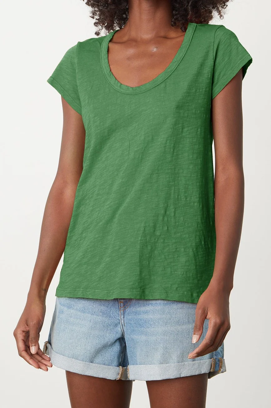 KIRA TEE