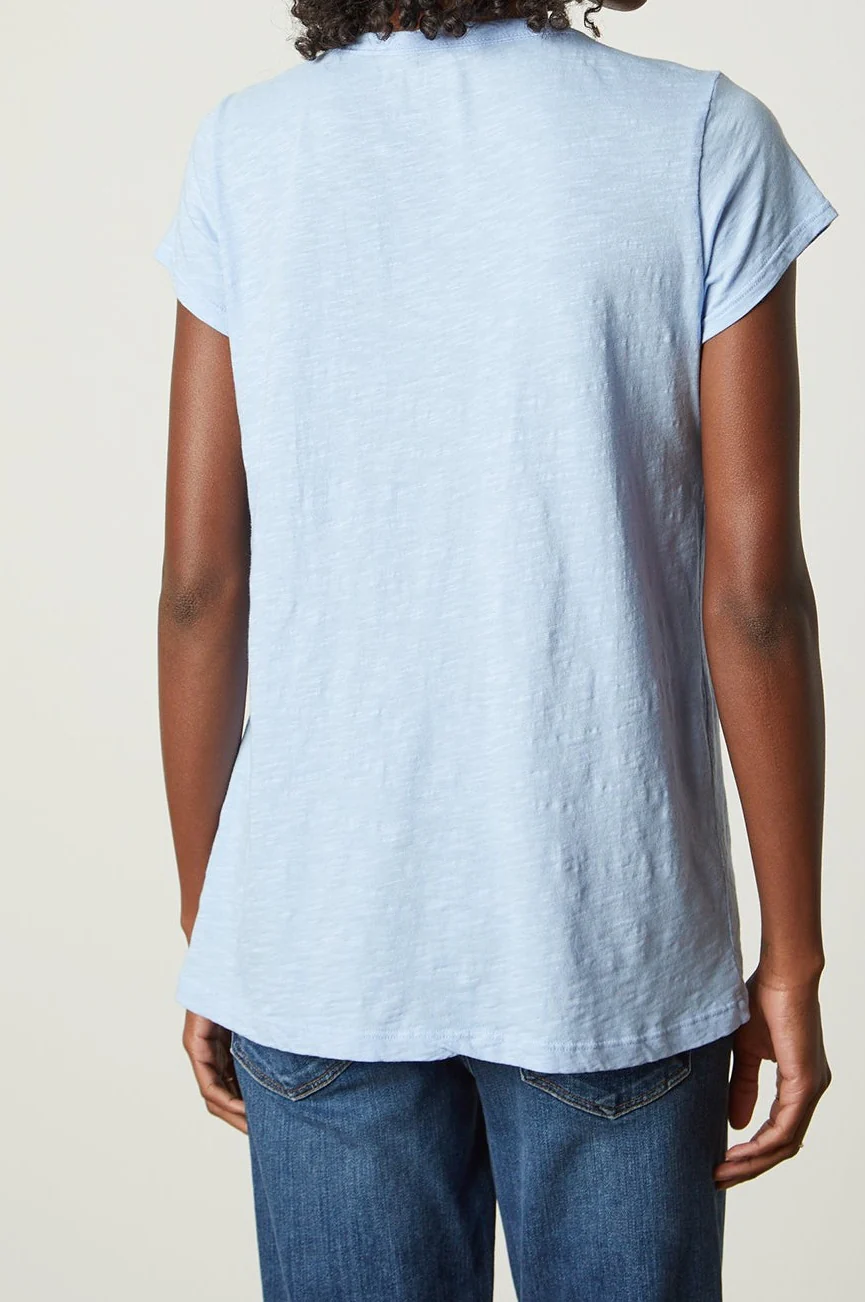 KIRA TEE
