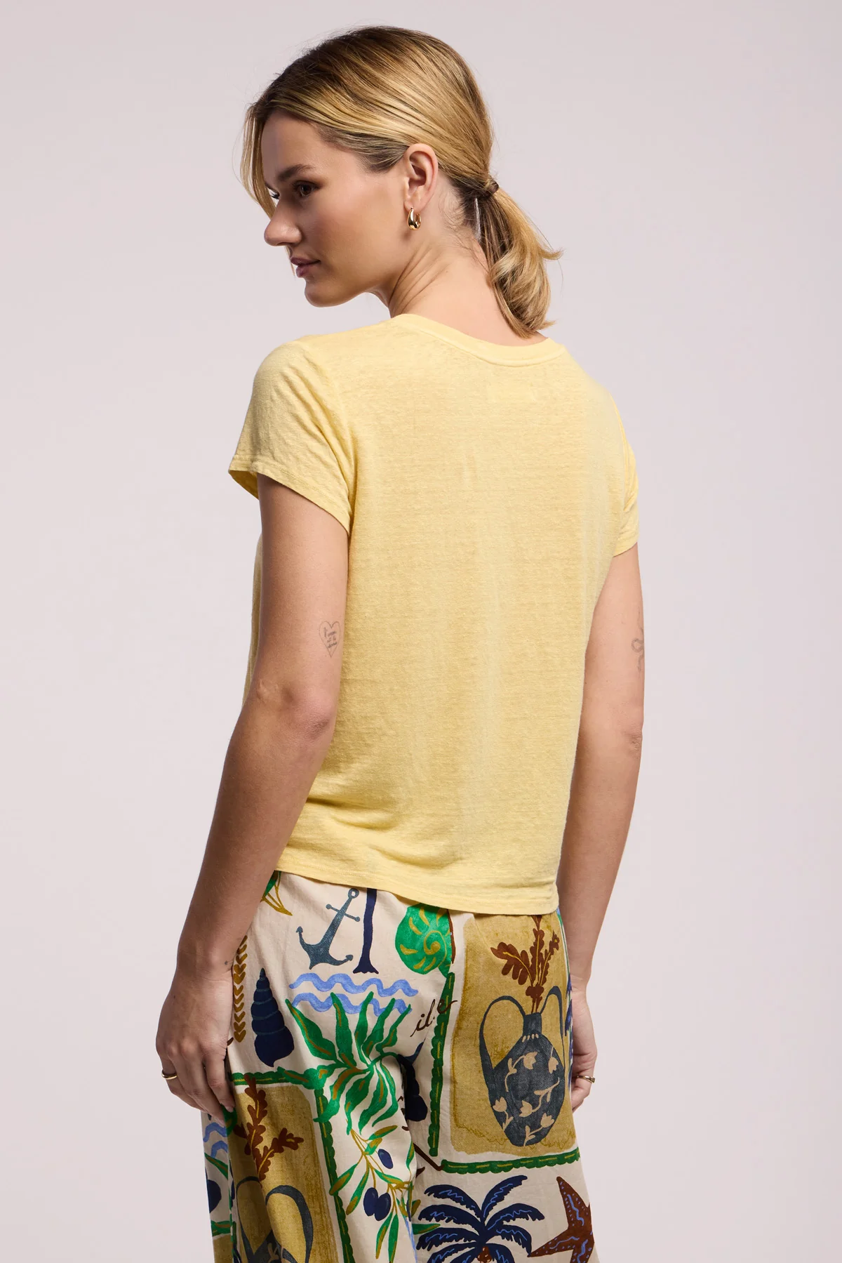 CASEY TEE