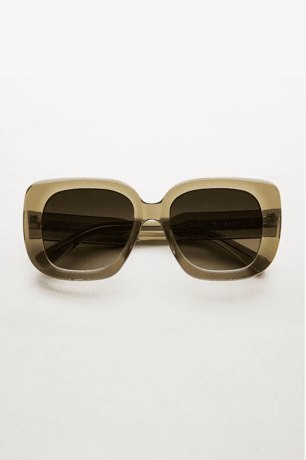 4167-10-sunglasses-by-chimi-1.webp 10 SUNGLASSES BY CHIMI