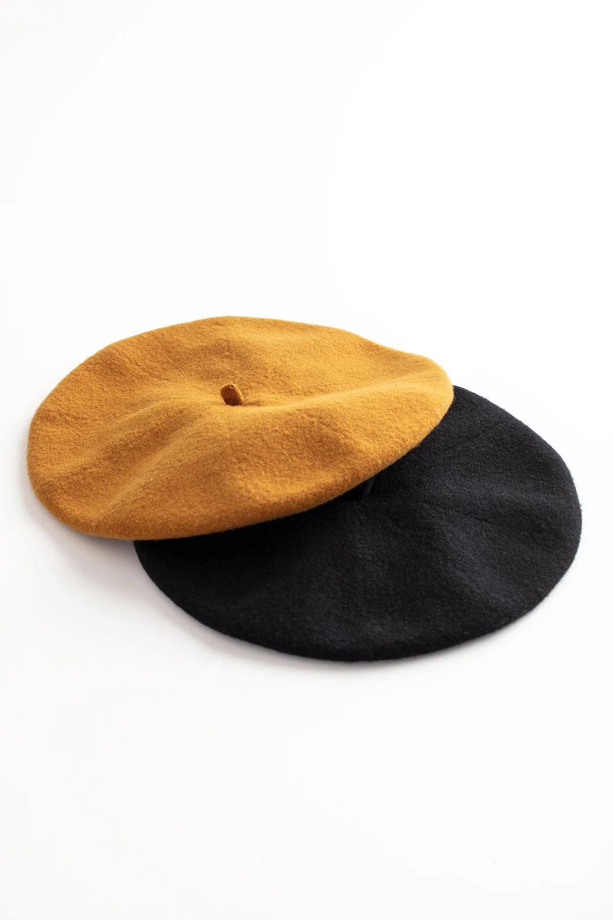 4174-gigi-beret-by-hansel-from-basel-2.webp GIGI BERET BY HANSEL FROM BASEL
