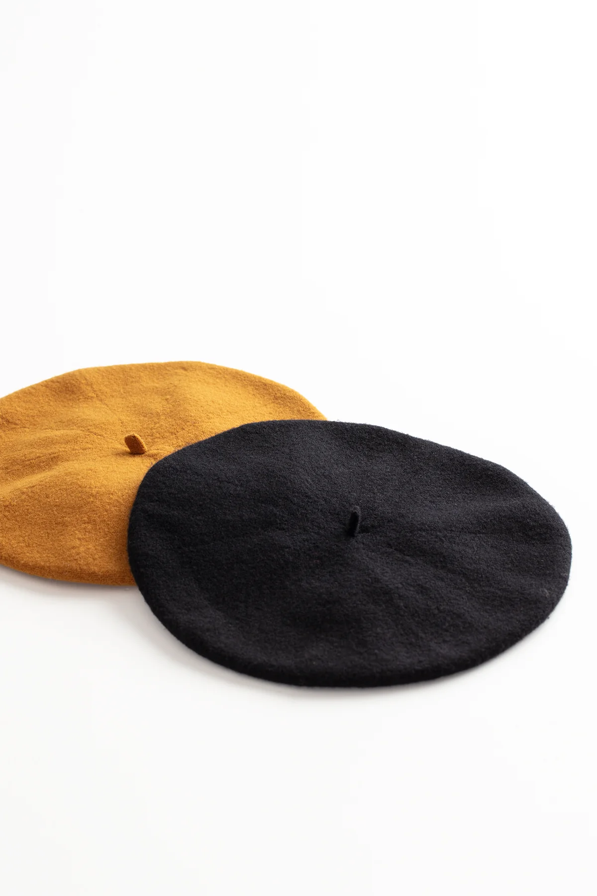 4174-gigi-beret-by-hansel-from-basel-6.webp GIGI BERET BY HANSEL FROM BASEL