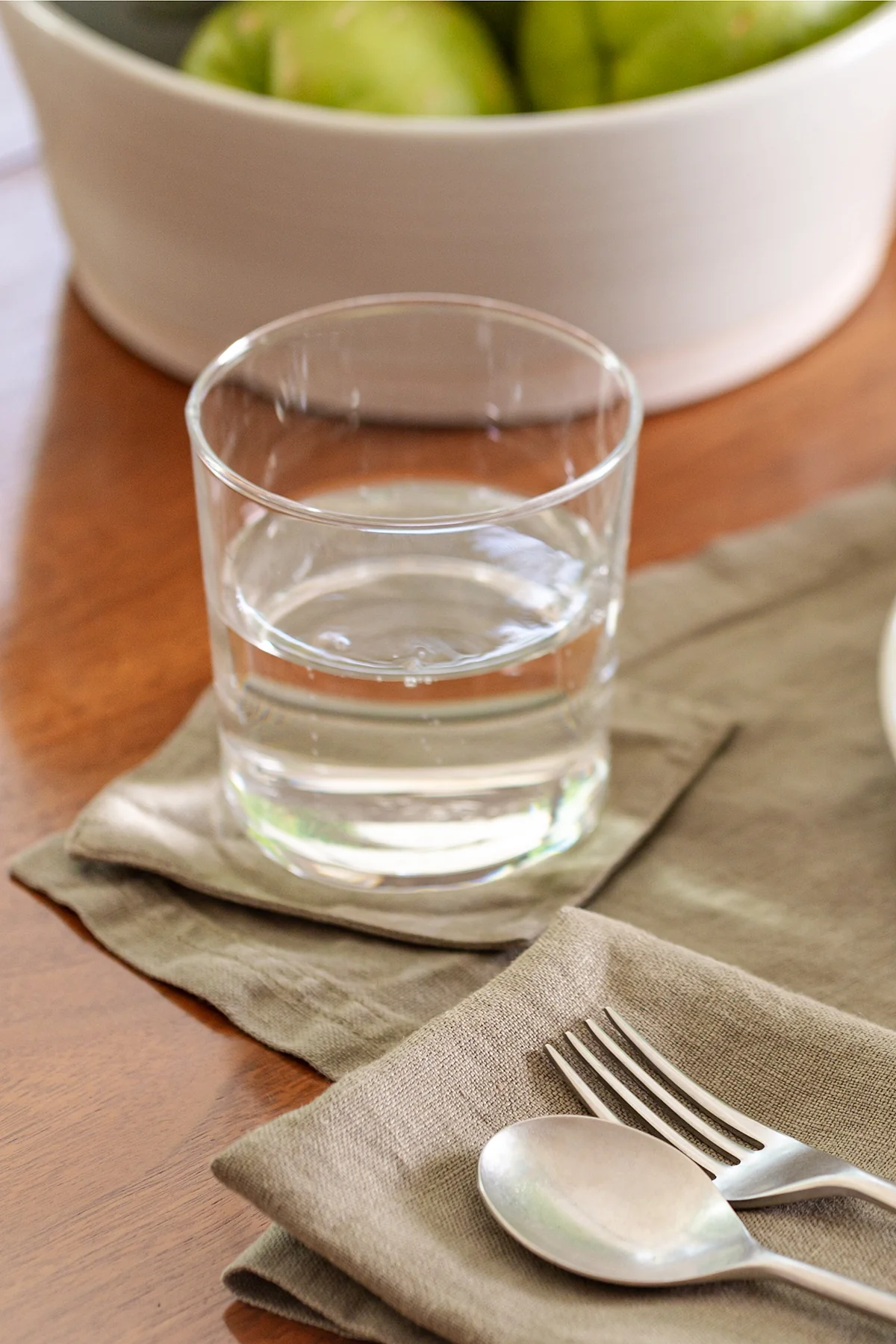 4190-linen-coasters-set-of-4-4.webp LINEN COASTERS (SET OF 4)