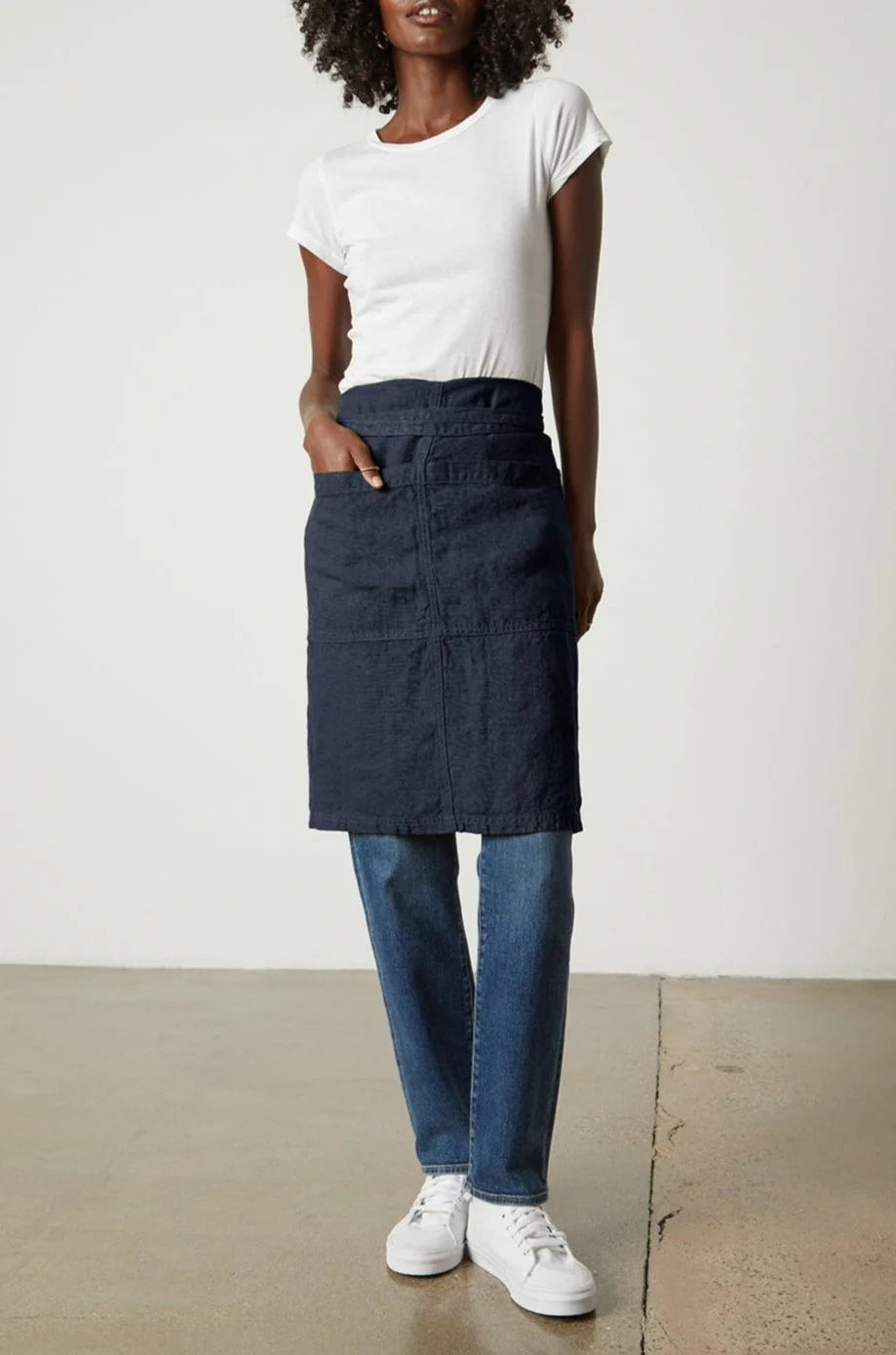 LINEN APRON