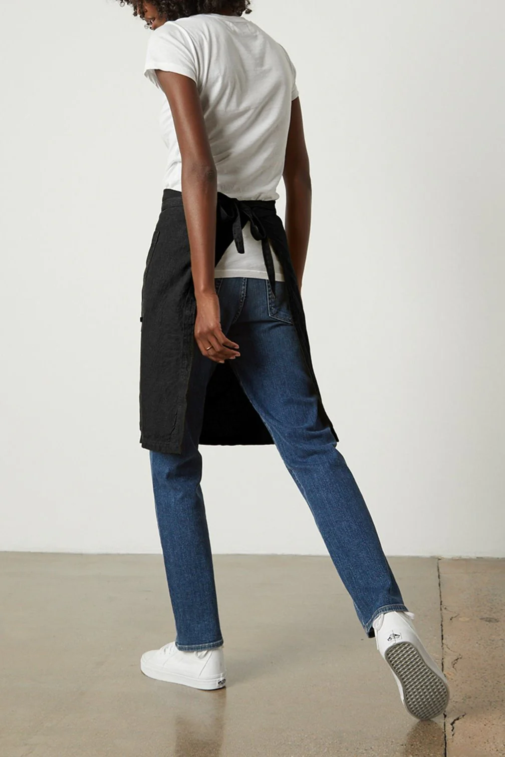 LINEN APRON