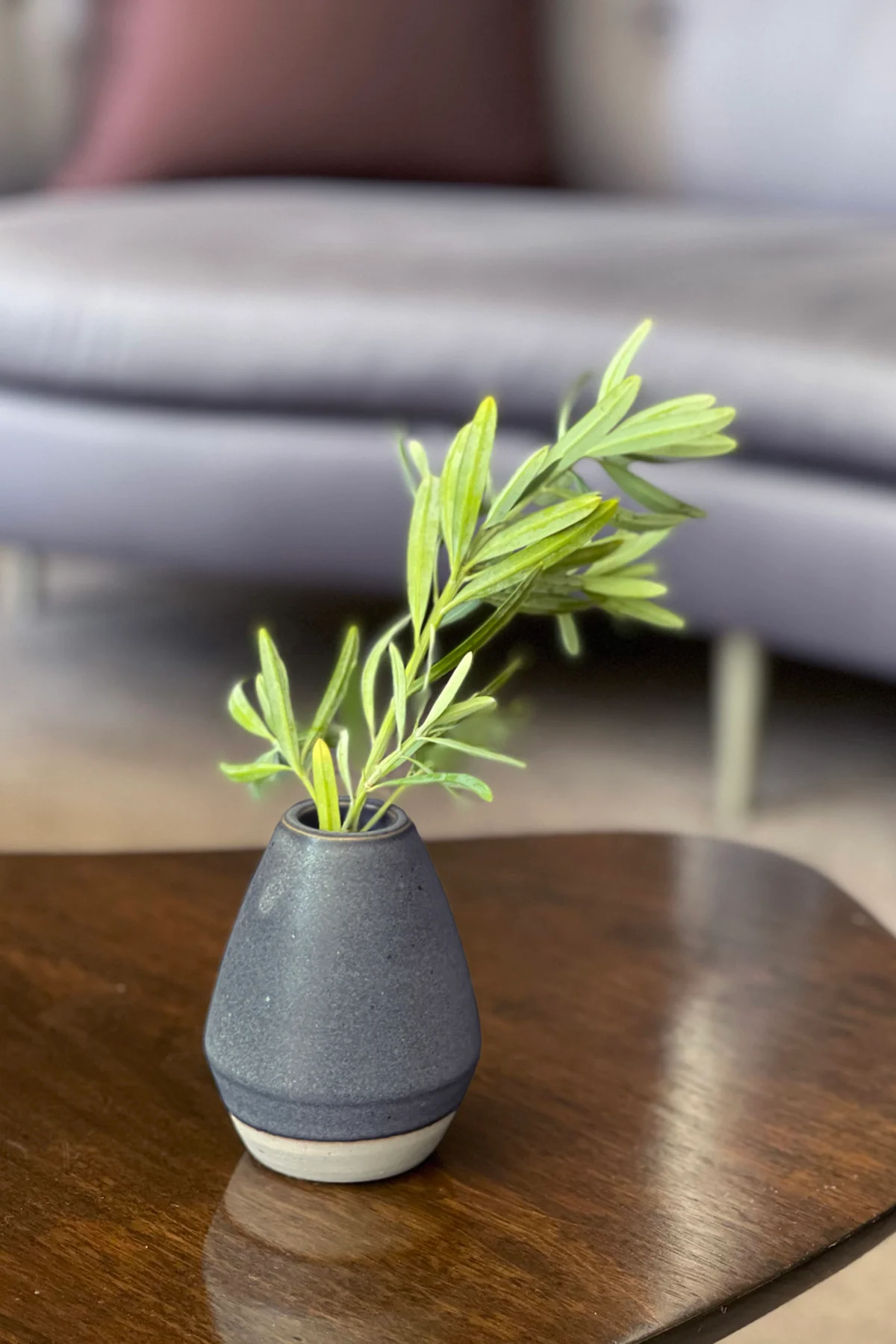 CERAMIC BUD VASE