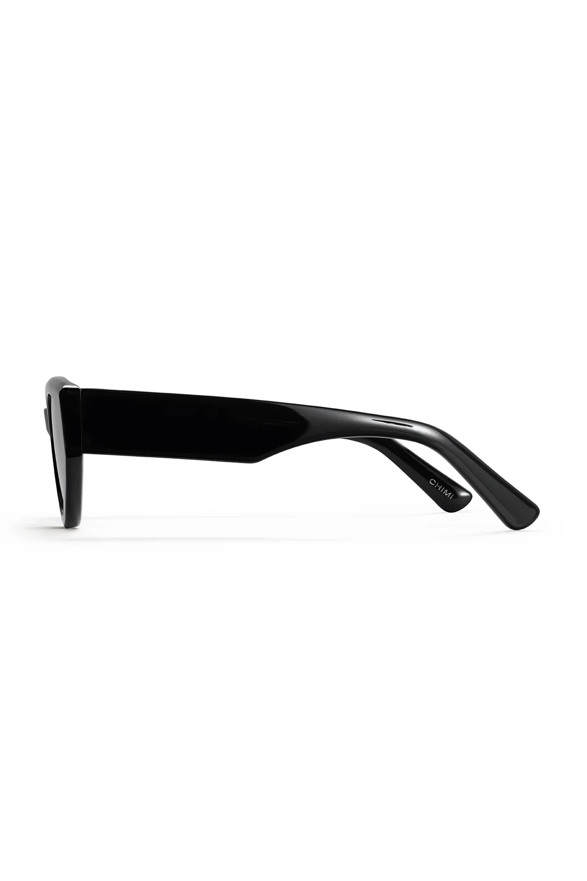 06 SUNGLASSES BY CHIMI