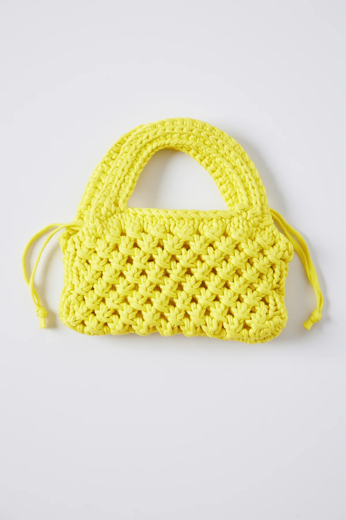 4324-bennie-crochet-bag-1.webp BENNIE CROCHET BAG