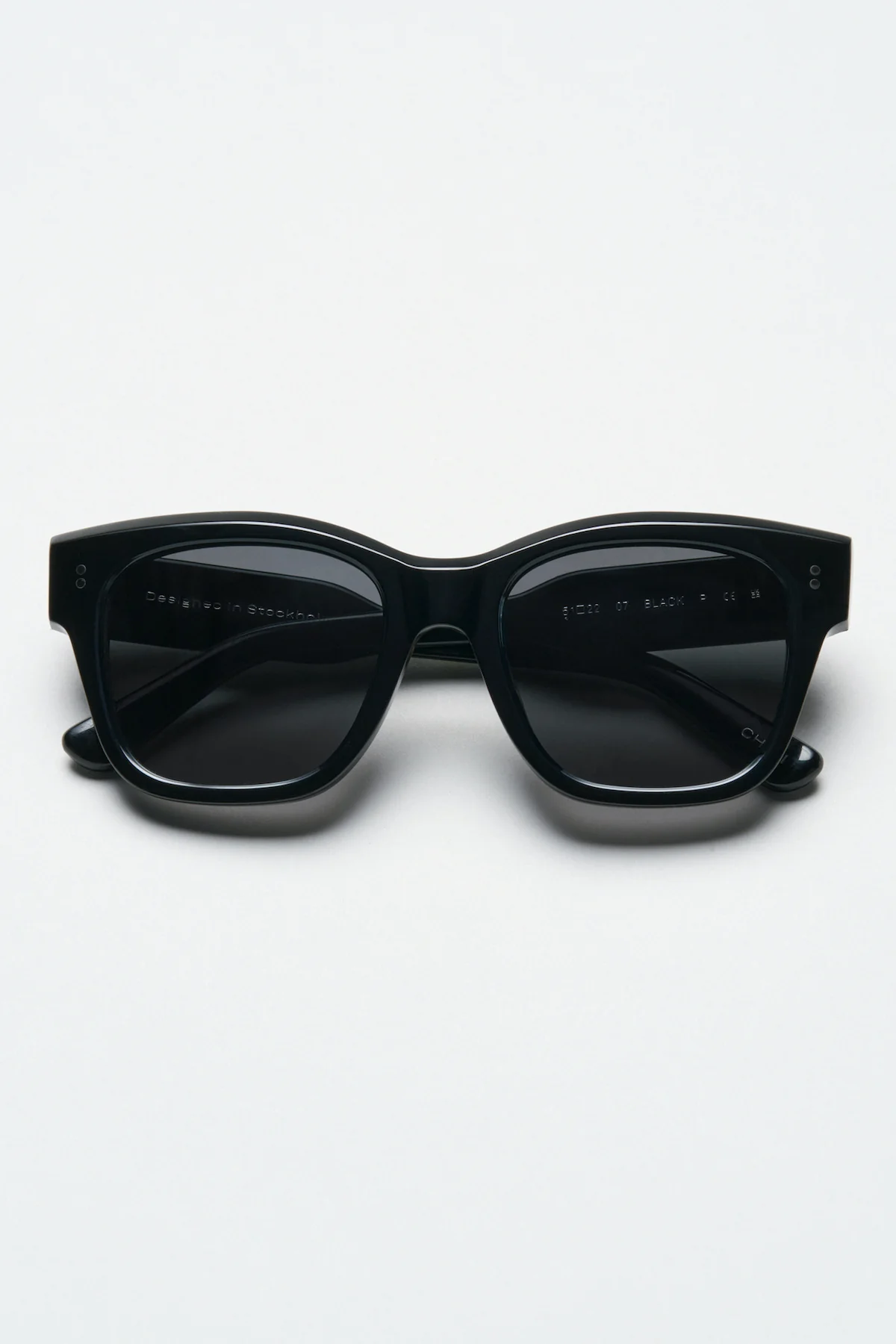 4349-07.2-sunglasses-by-chimi-1.webp 07.2 SUNGLASSES BY CHIMI