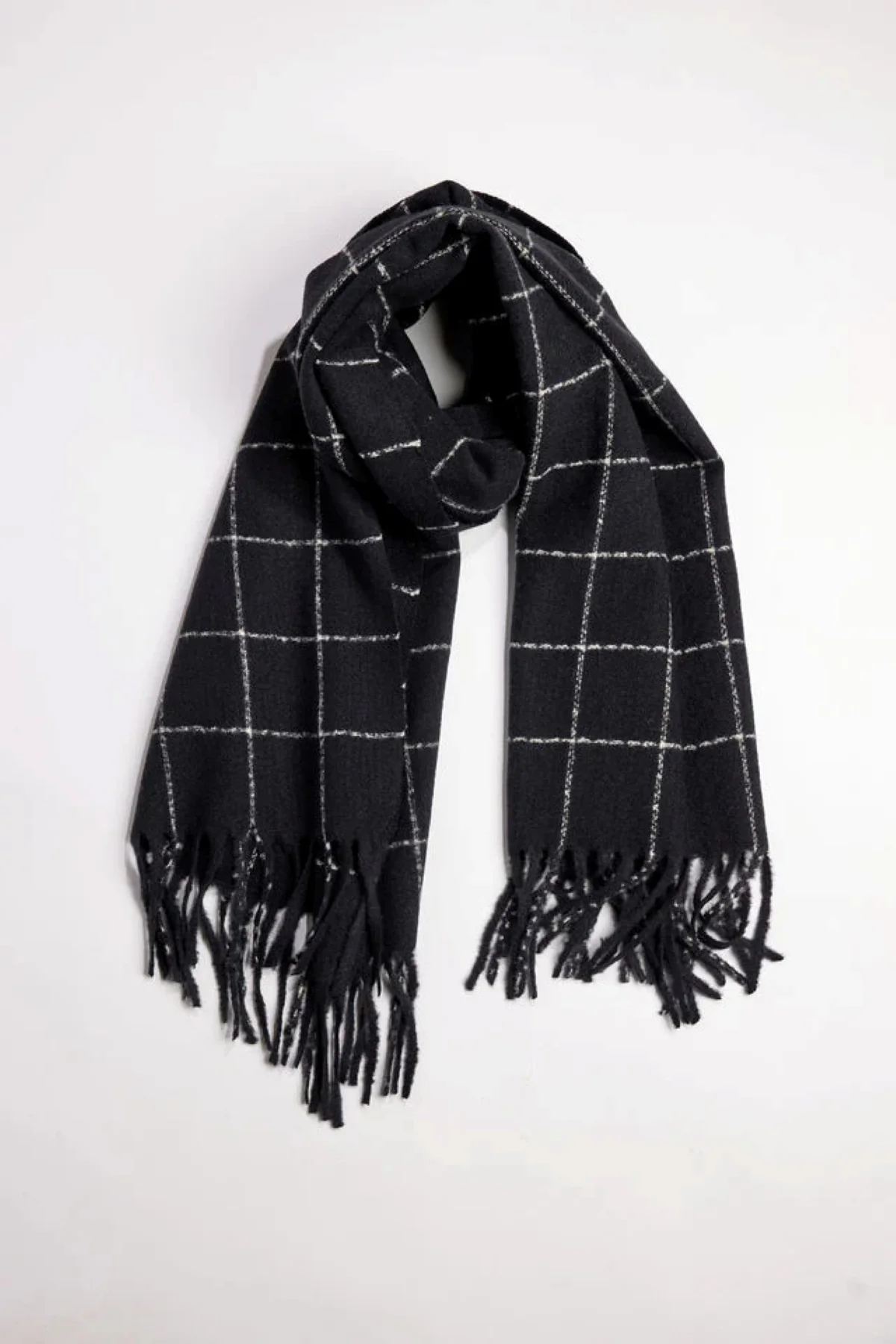 WINDOWPANE MUFFLER