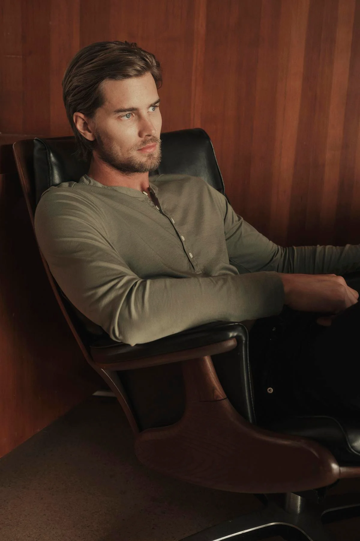 ALVARO HENLEY