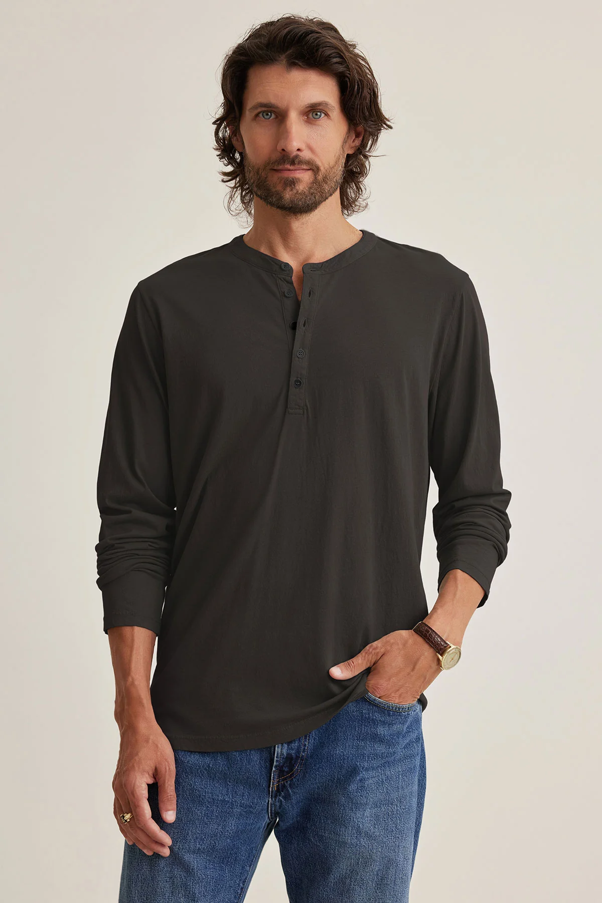 ALVARO HENLEY