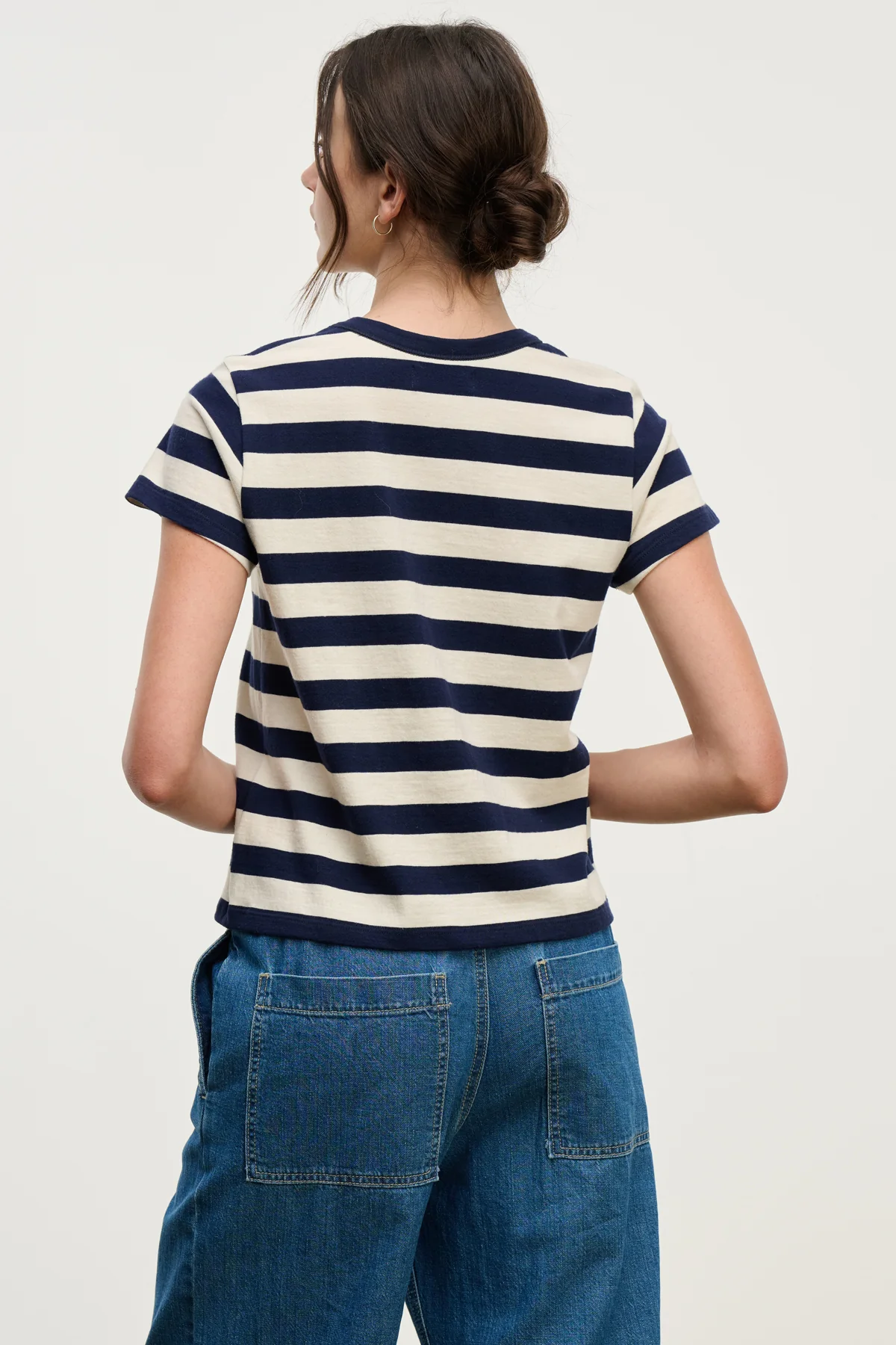 ANAIS TEE