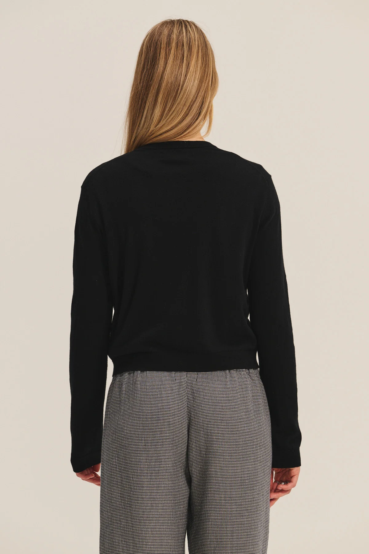 5147-angelica-cardigan-4.webp ANGELICA CARDIGAN