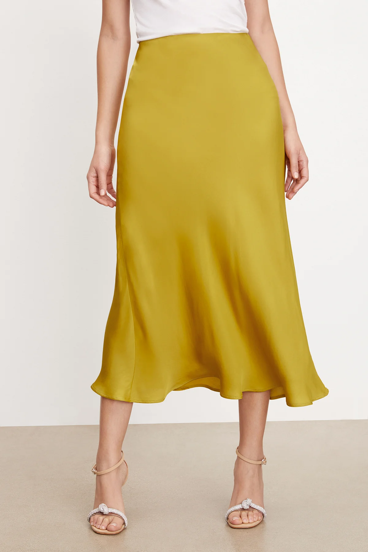 5364-aubree-satin-midi-skirt-1.webp AUBREE SATIN MIDI SKIRT