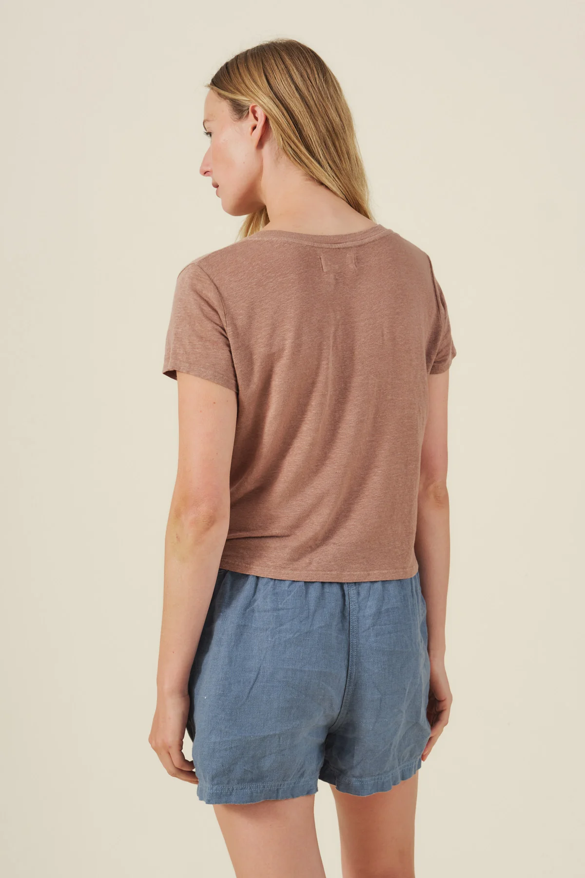 AMBER TEE