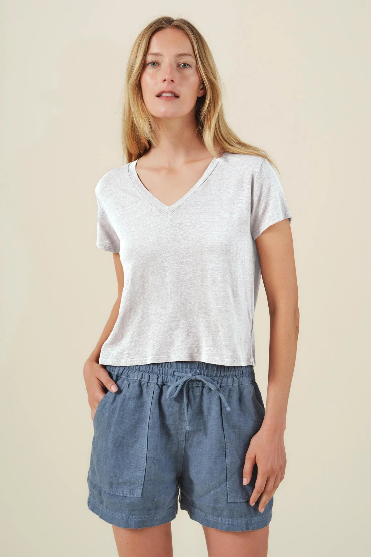 AMBER TEE