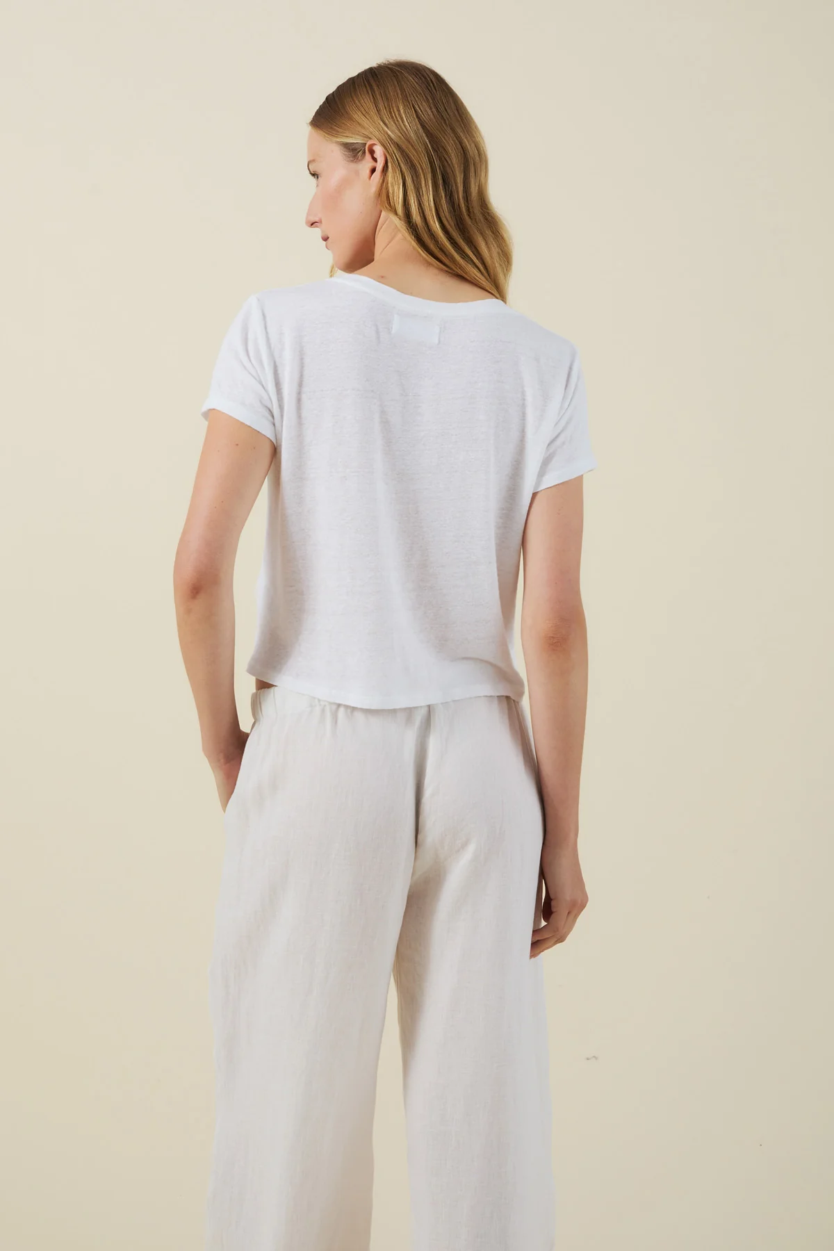 AMBER TEE