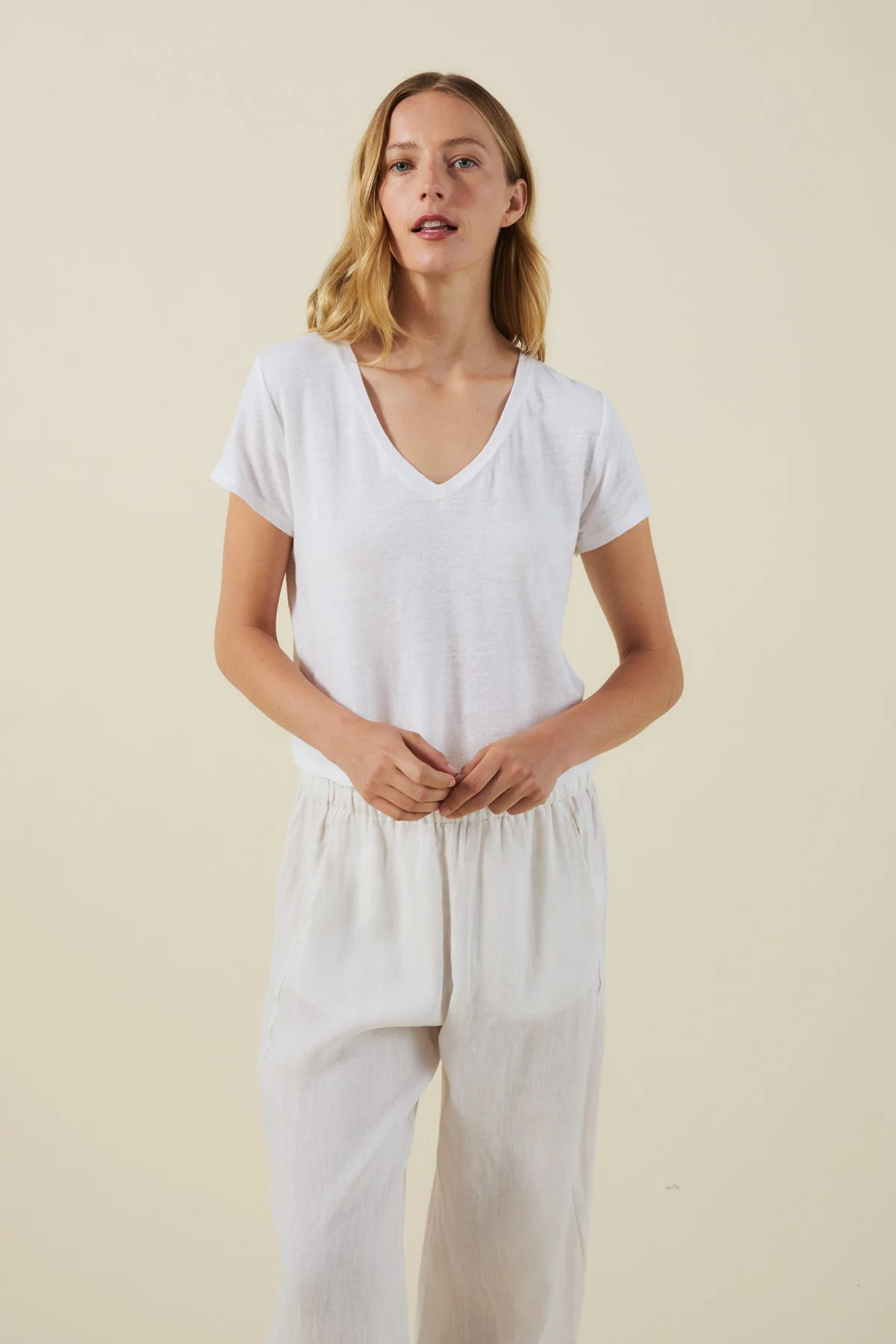AMBER TEE