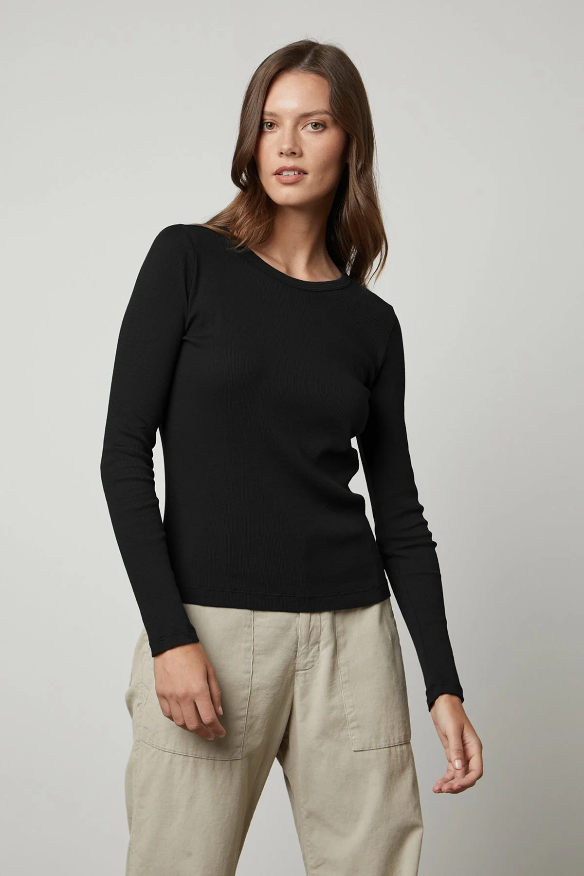 5536-bayler-ribbed-scoop-neck-tee-1.webp BAYLER RIBBED SCOOP NECK TEE